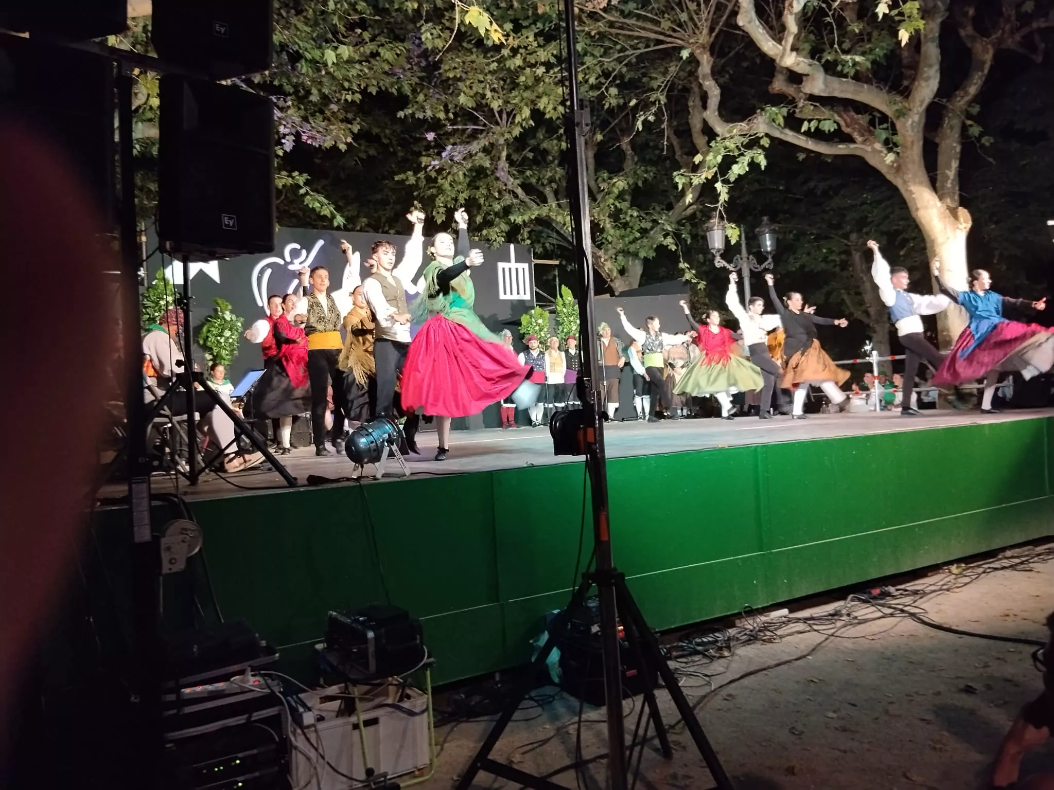 Elenco Aragonés en el Parque Miguel Servet por San Lorenzo