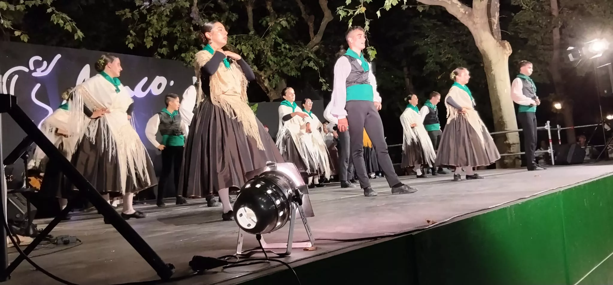 Elenco Aragonés en el Parque Miguel Servet por San Lorenzo