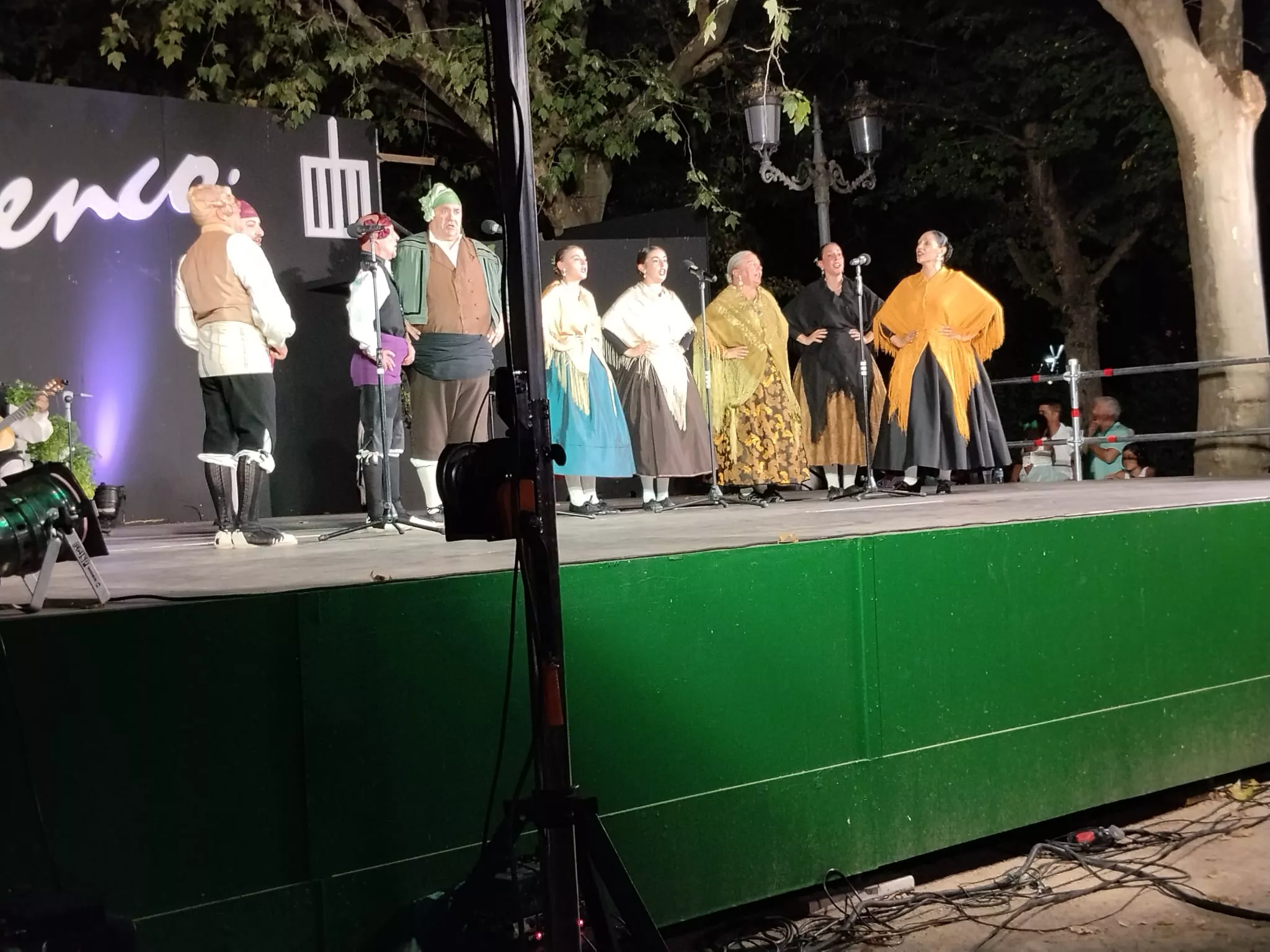 Elenco Aragonés en el Parque Miguel Servet por San Lorenzo