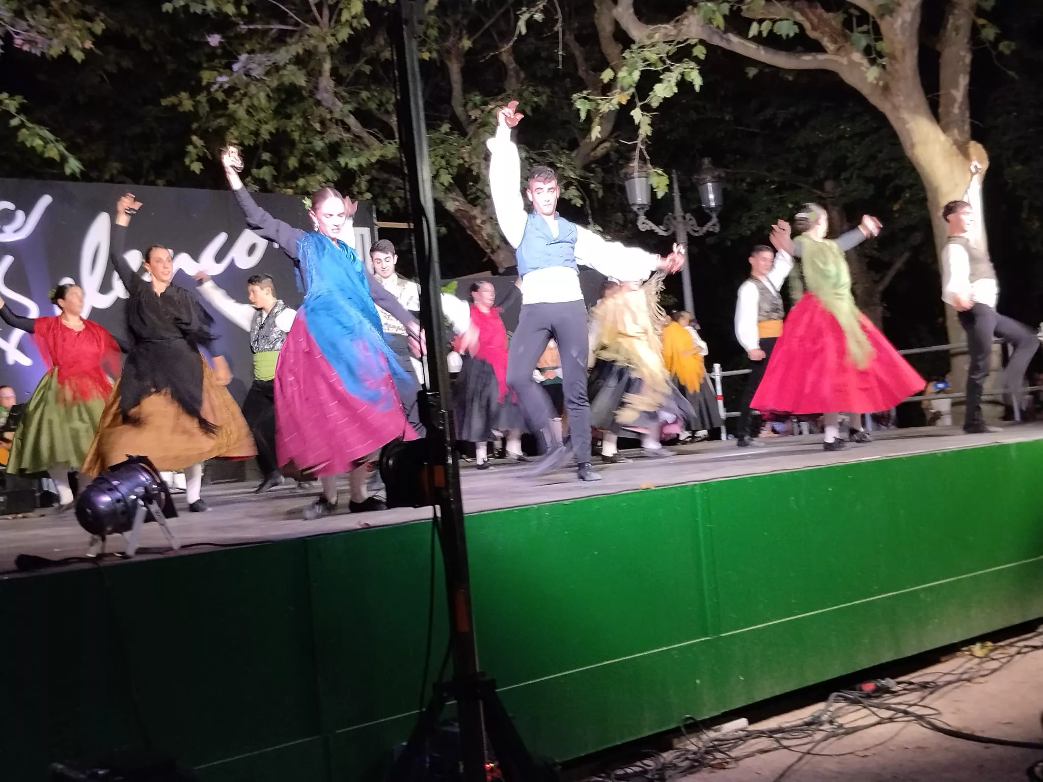 Elenco Aragonés en el Parque Miguel Servet por San Lorenzo