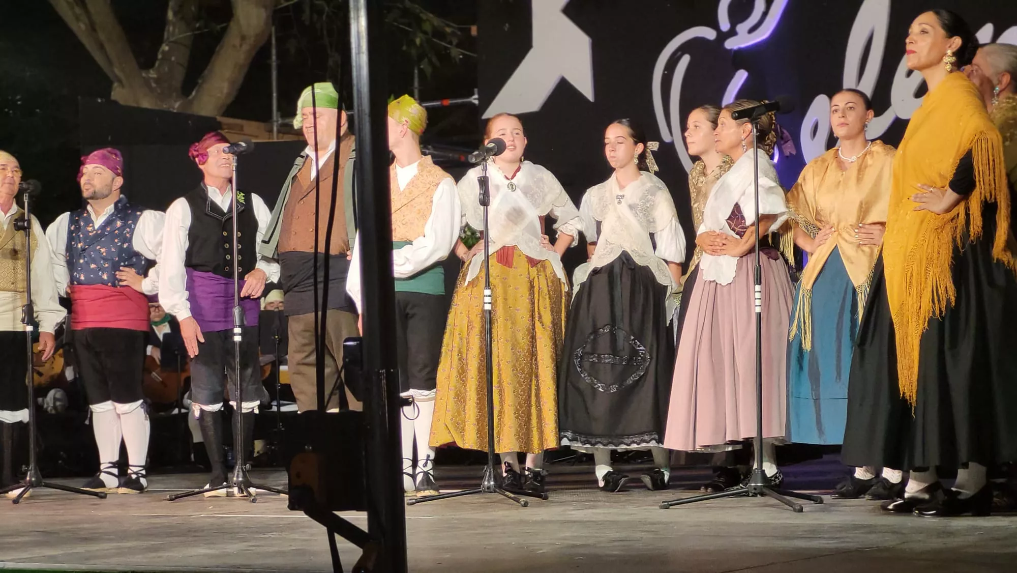 Elenco Aragonés en el Parque Miguel Servet por San Lorenzo
