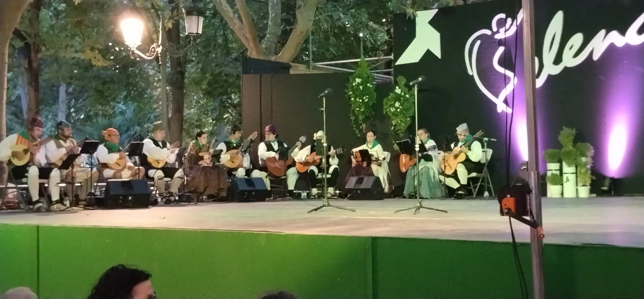 Elenco Aragonés en el Parque Miguel Servet por San Lorenzo