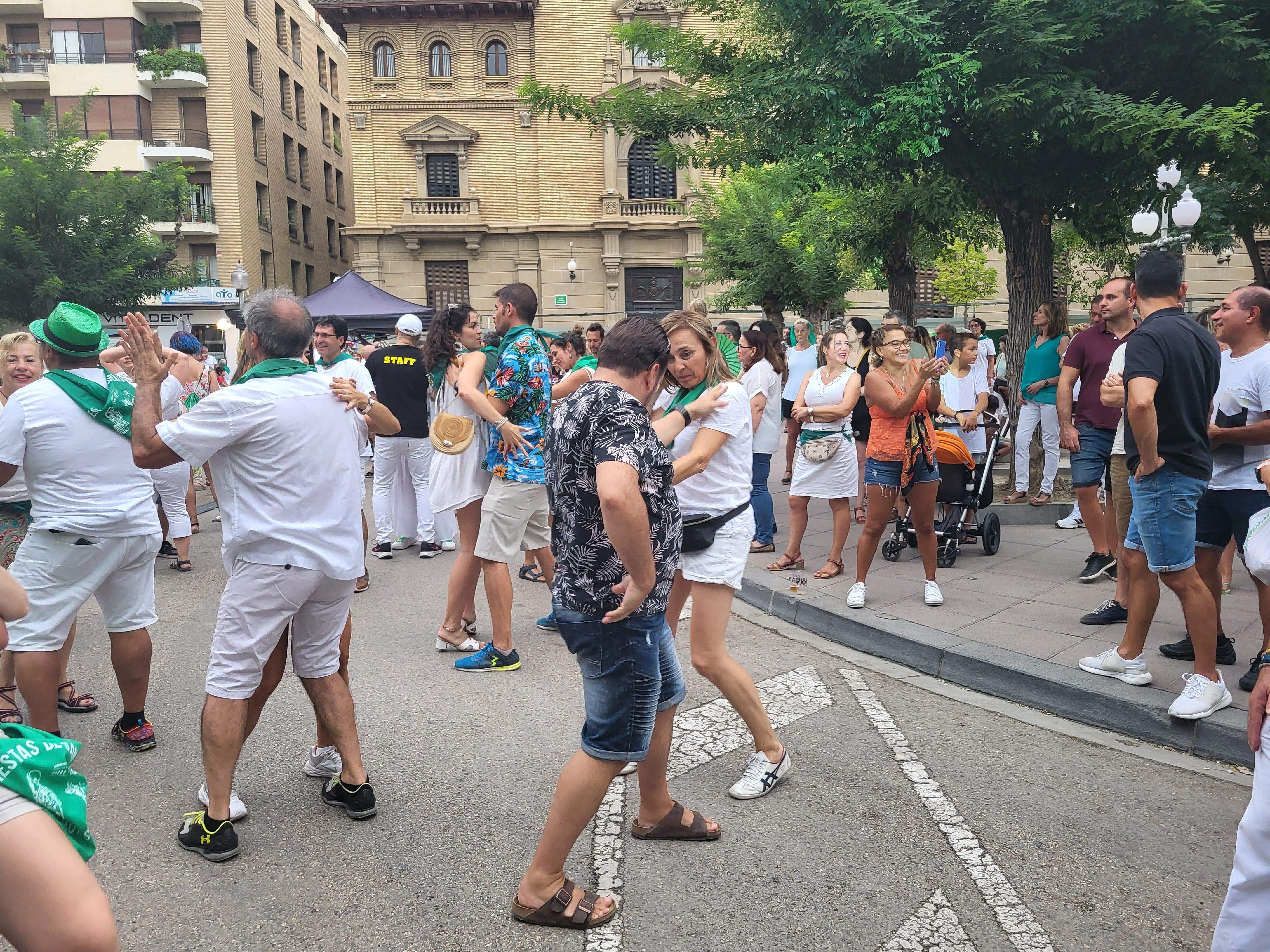 SalSanlorenzo en la plaza de Navarra. Foto Myriam Martínez 