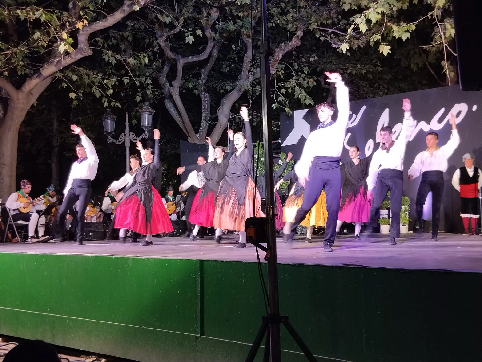 Elenco Aragonés en el Parque Miguel Servet por San Lorenzo