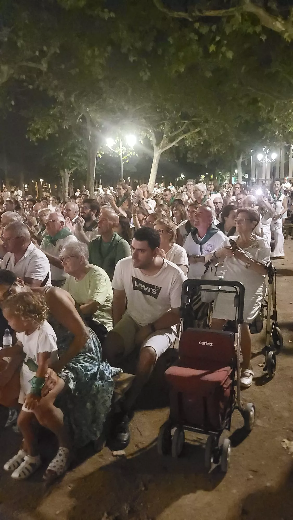 Elenco Aragonés en el Parque Miguel Servet por San Lorenzo