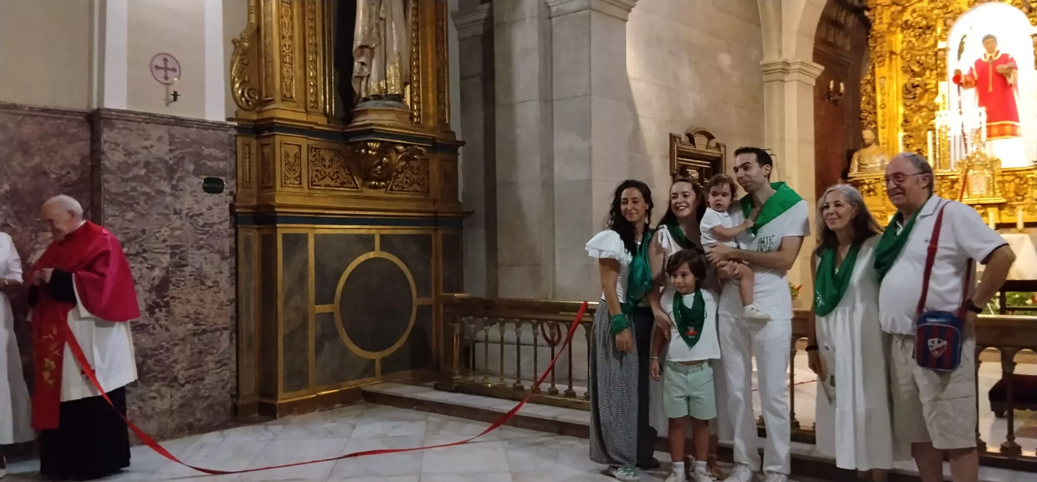 Presentación a San Lorenzo de 468 niños y niñas de Huesca