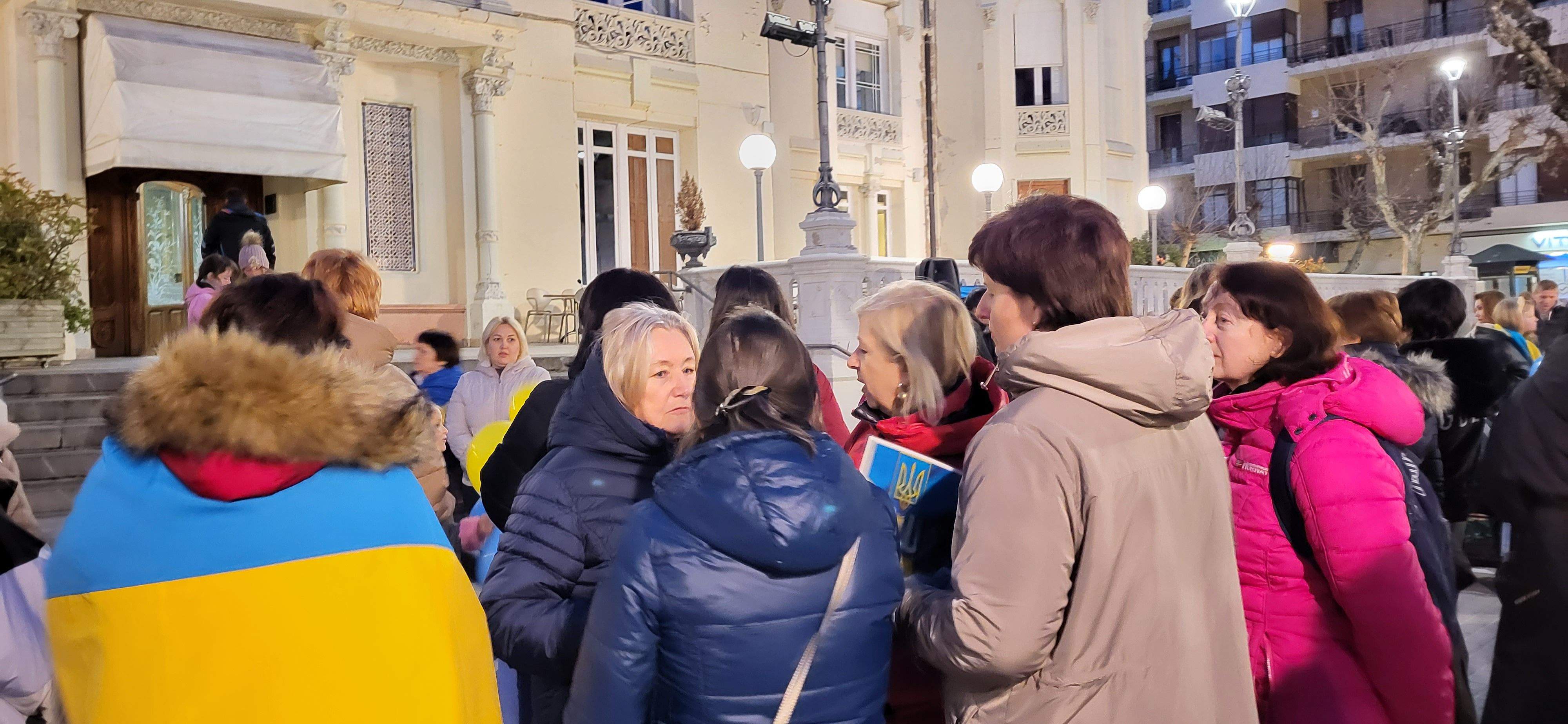 Concentración en el primer aniversario del inicio de la guerra de Ucrania. Foto: Mercedes Manterola