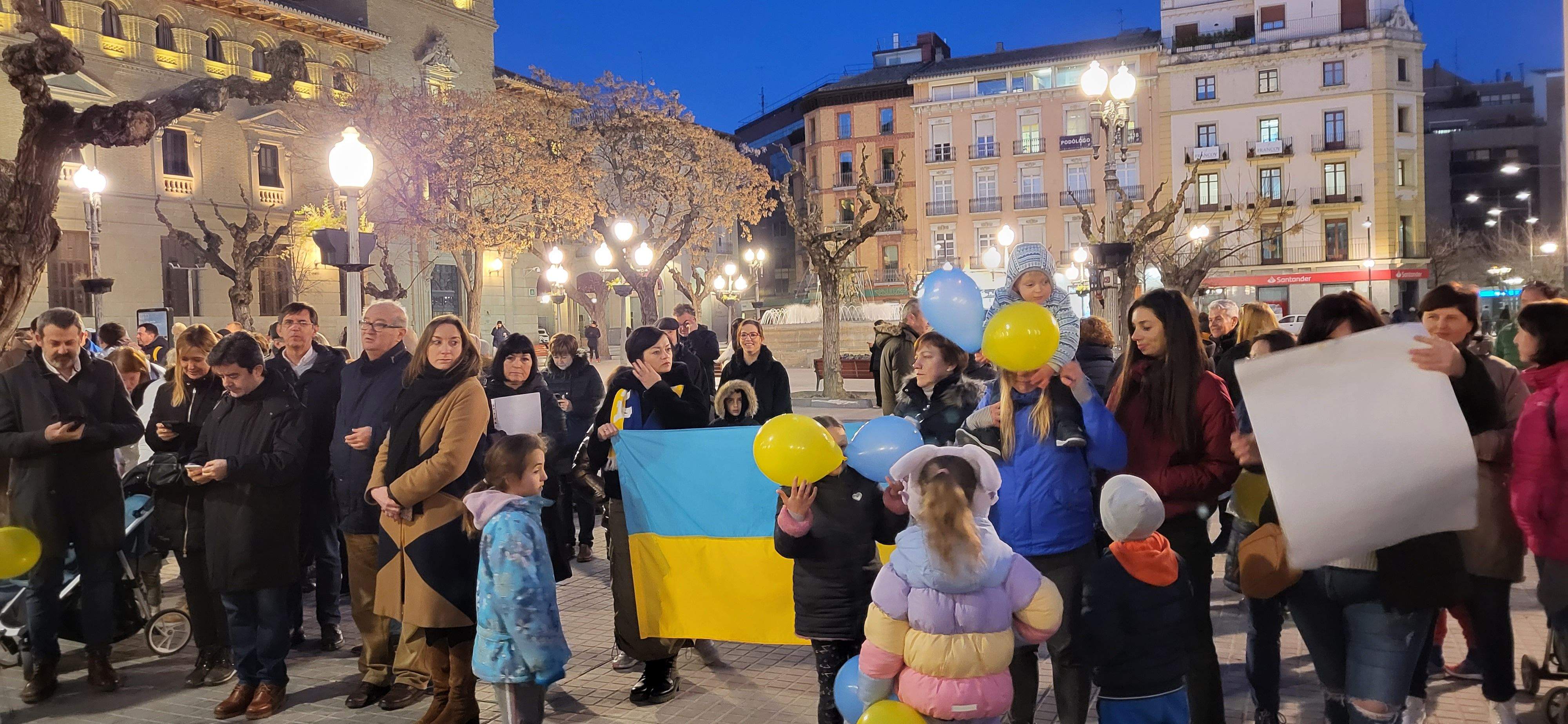 Concentración en el primer aniversario del inicio de la guerra de Ucrania. Foto: Mercedes Manterola