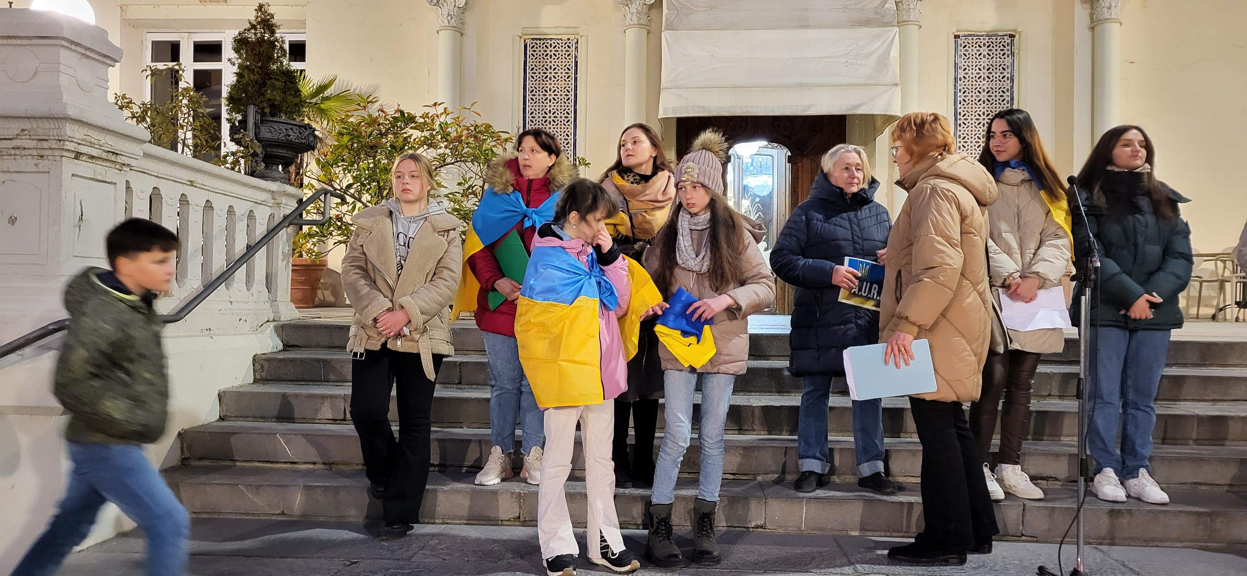 Concentración en el primer aniversario del inicio de la guerra de Ucrania. Foto: Mercedes Manterola