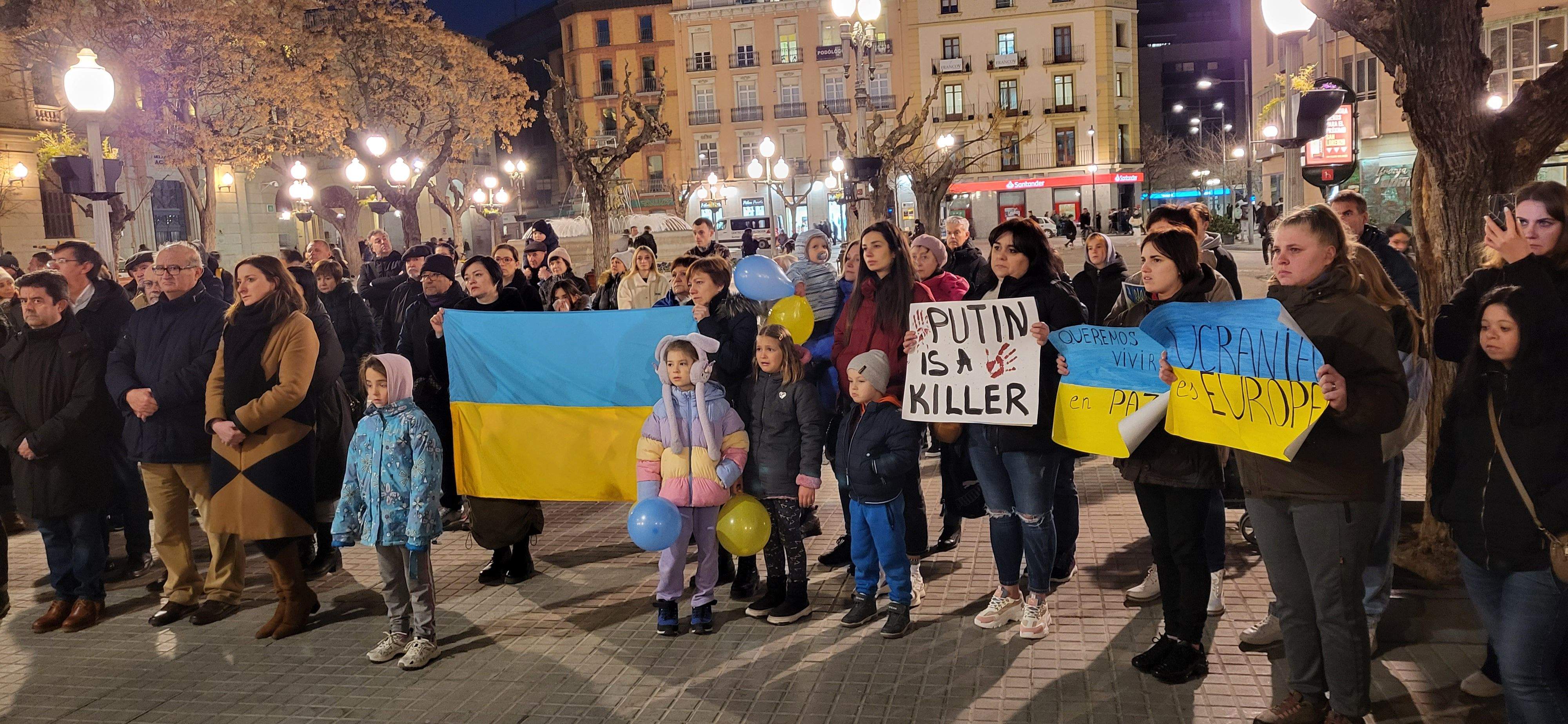 Concentración en el primer aniversario del inicio de la guerra de Ucrania. Foto: Mercedes Manterola
