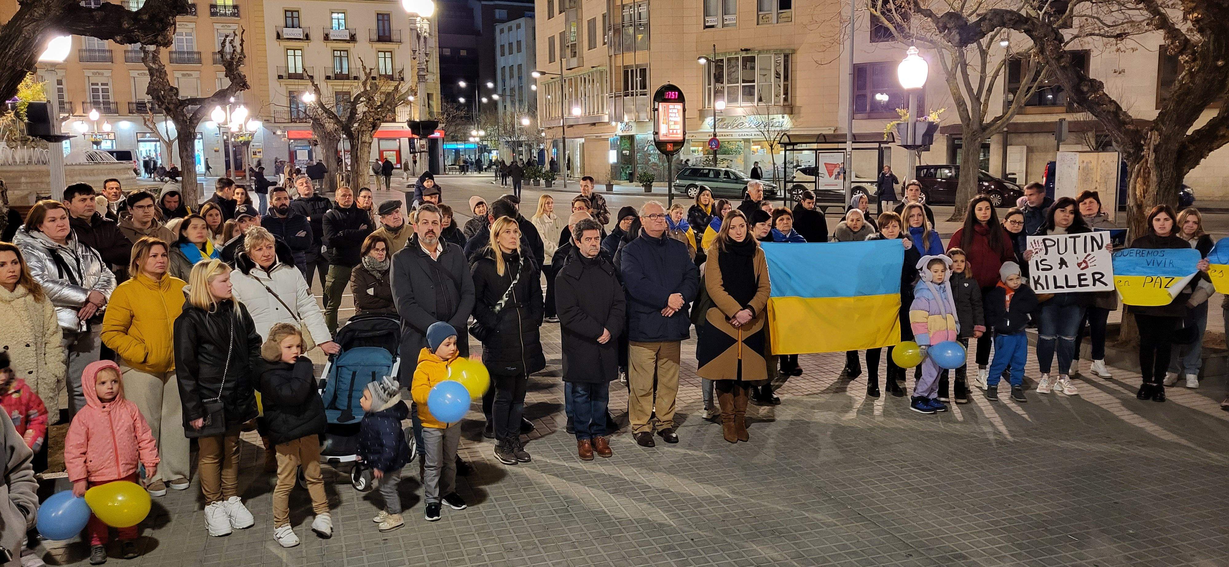 Concentración en el primer aniversario del inicio de la guerra de Ucrania. Foto: Mercedes Manterola