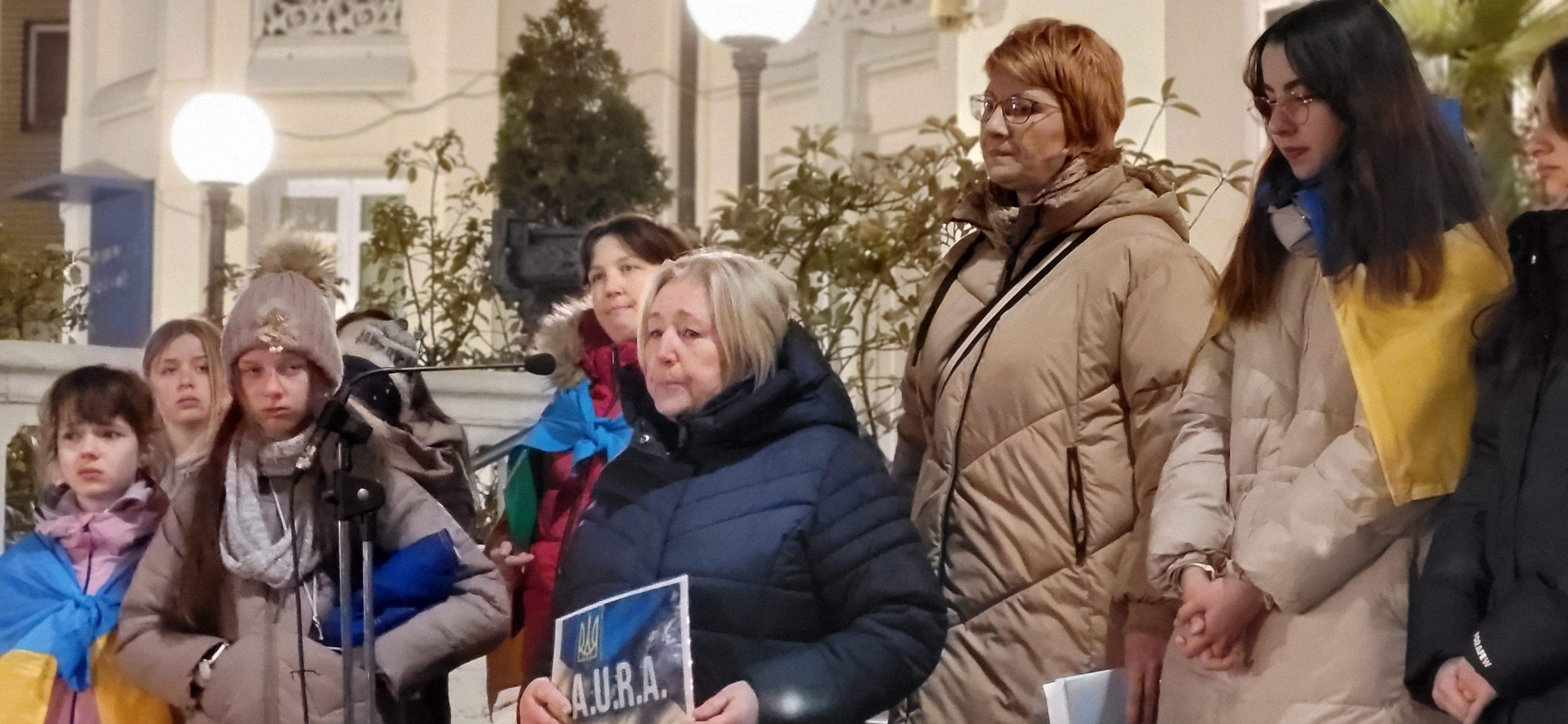 Concentración en el primer aniversario del inicio de la guerra de Ucrania. Foto: Mercedes Manterola