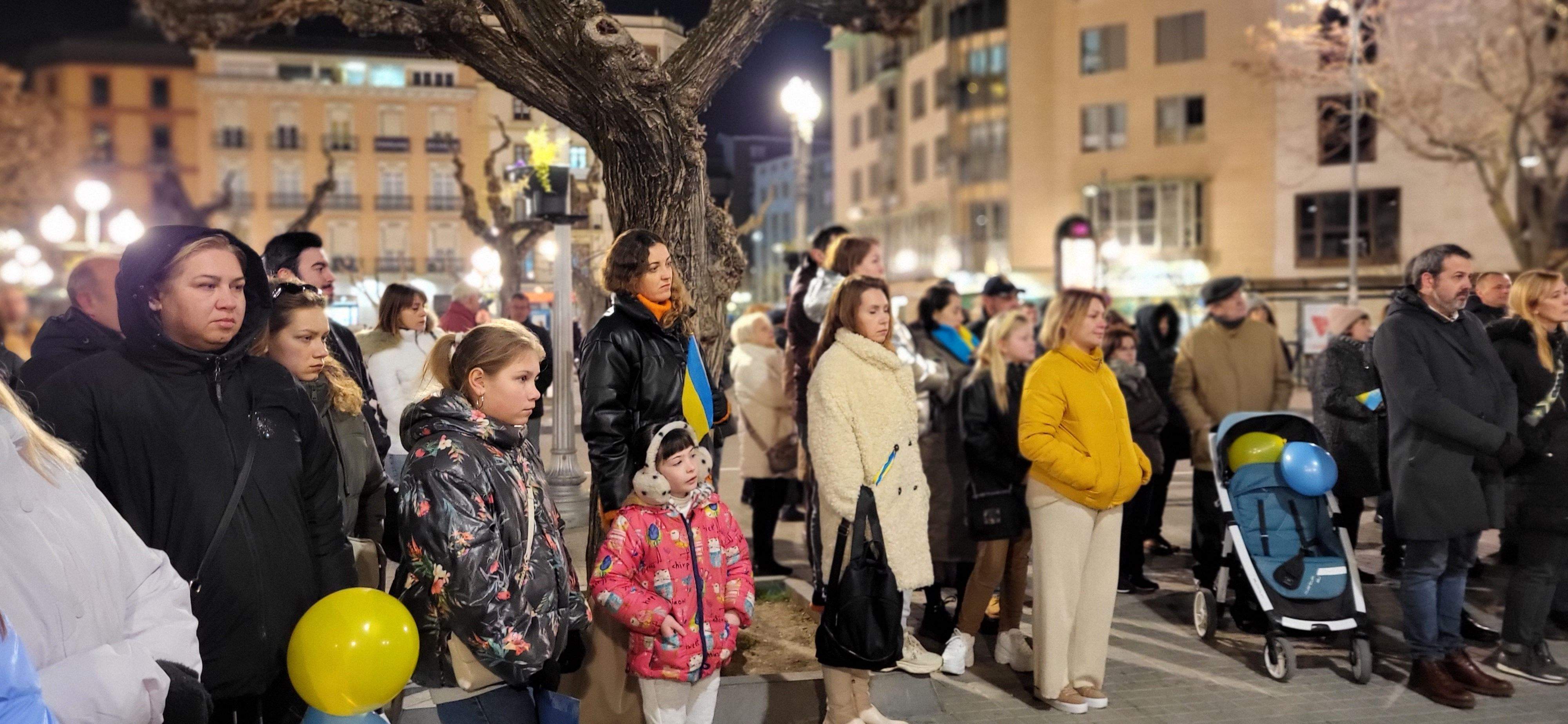 Concentración en el primer aniversario del inicio de la guerra de Ucrania. Foto: Mercedes Manterola