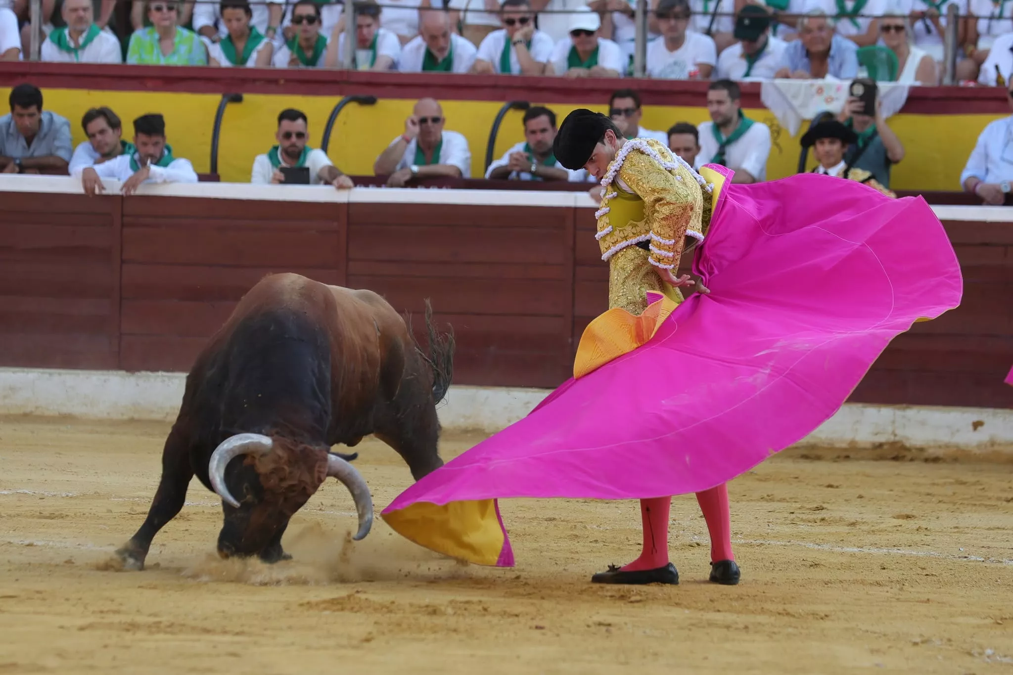 Imágenes de la tercera corrida de toros de la feria de la Albahaca 2026. Foto: Tauroemoción