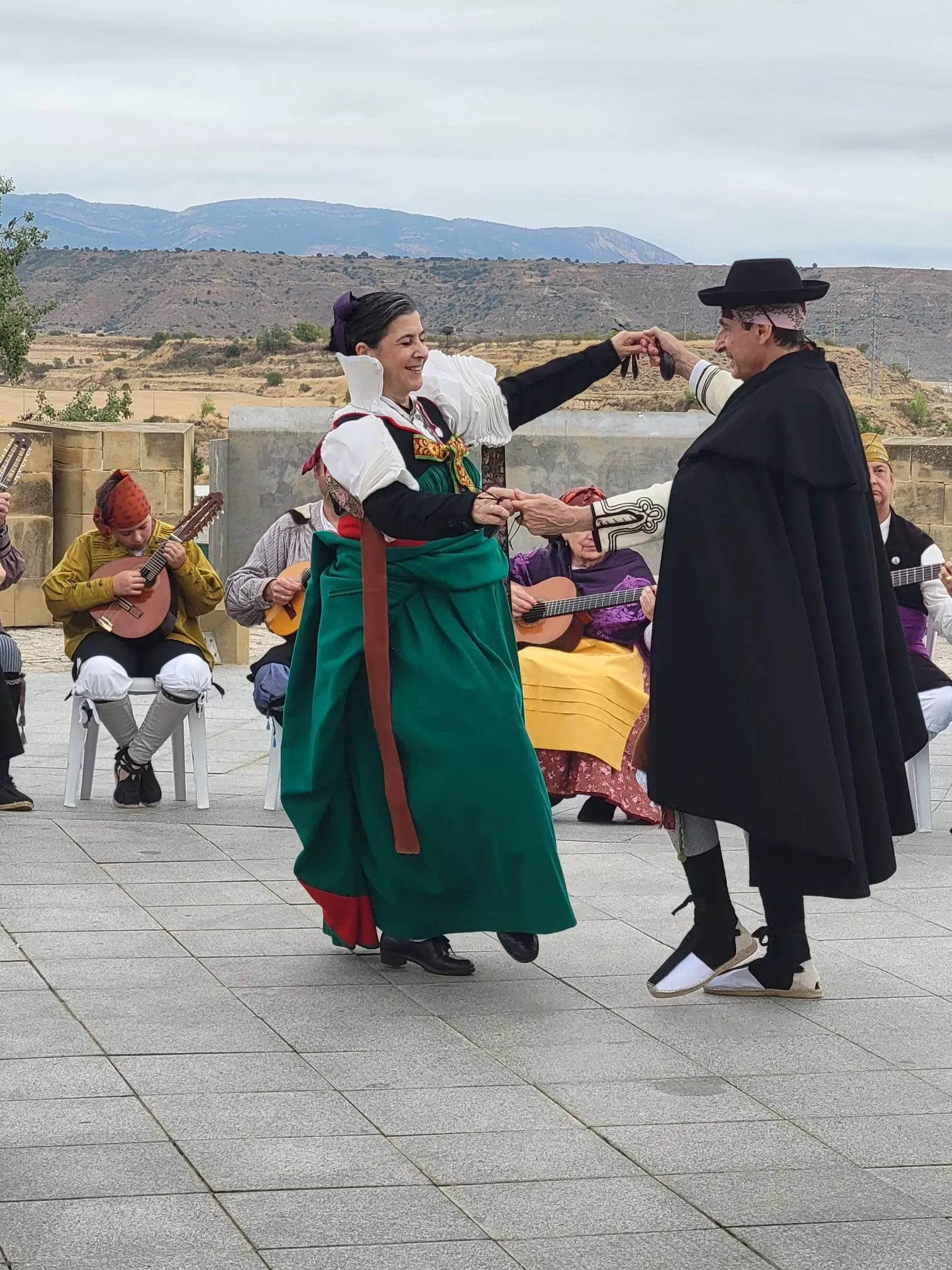 El compromiso de Yolanda Vergara con la Agrupación Folklórica Santa Cecilia recorre toda su vida.