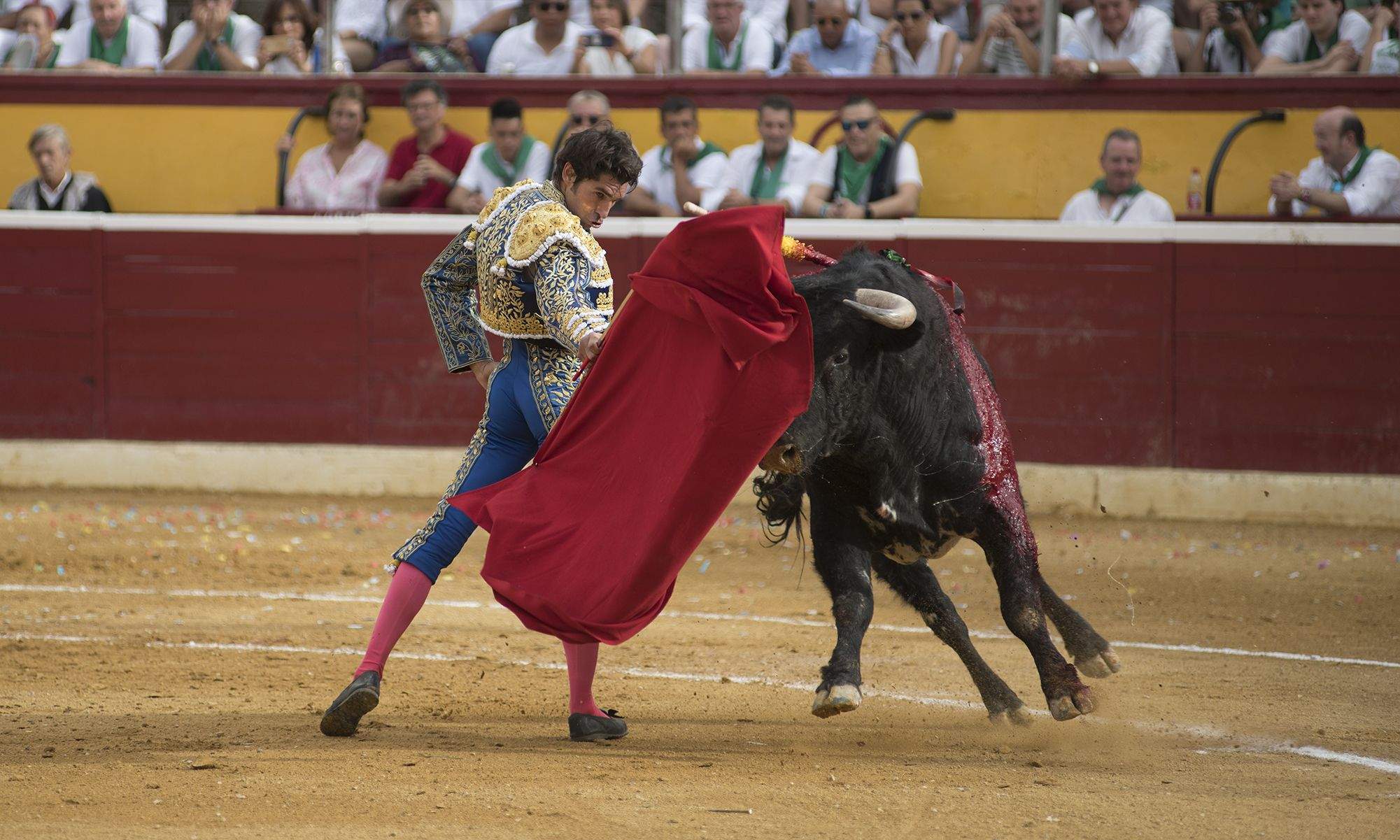Cayetano en la tarde del sábado, la cuarta de la feria. Foto Jacques Valat 