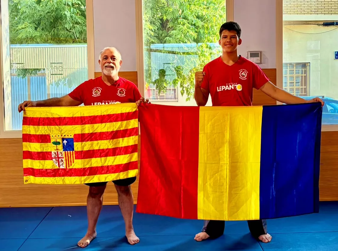 Mironescu (kickboxing Binéfar) estará en el próximo Mundial