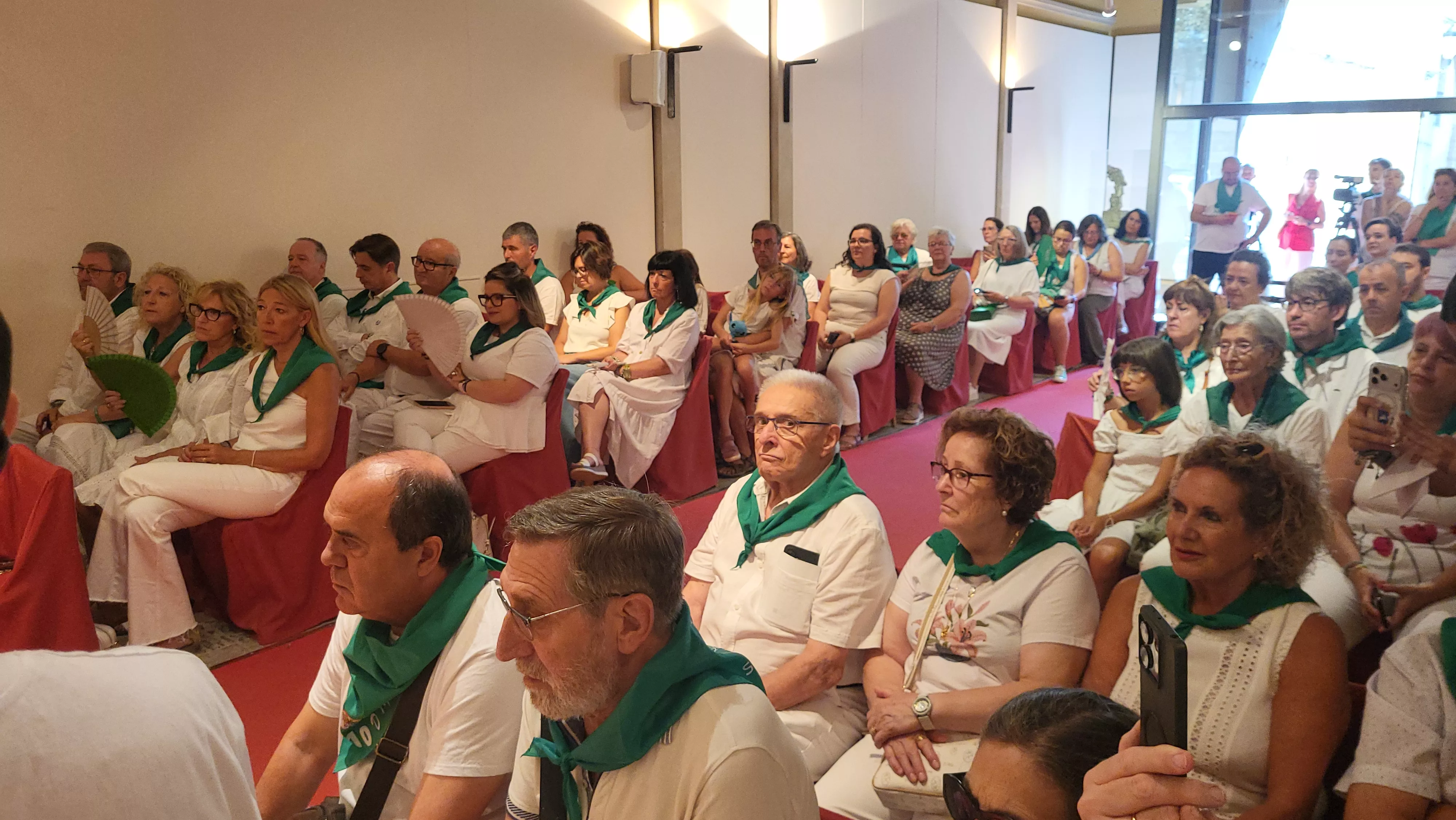 Acto de reconocimiento de los oscenses en el exterior. Foto Mercedes Manterola