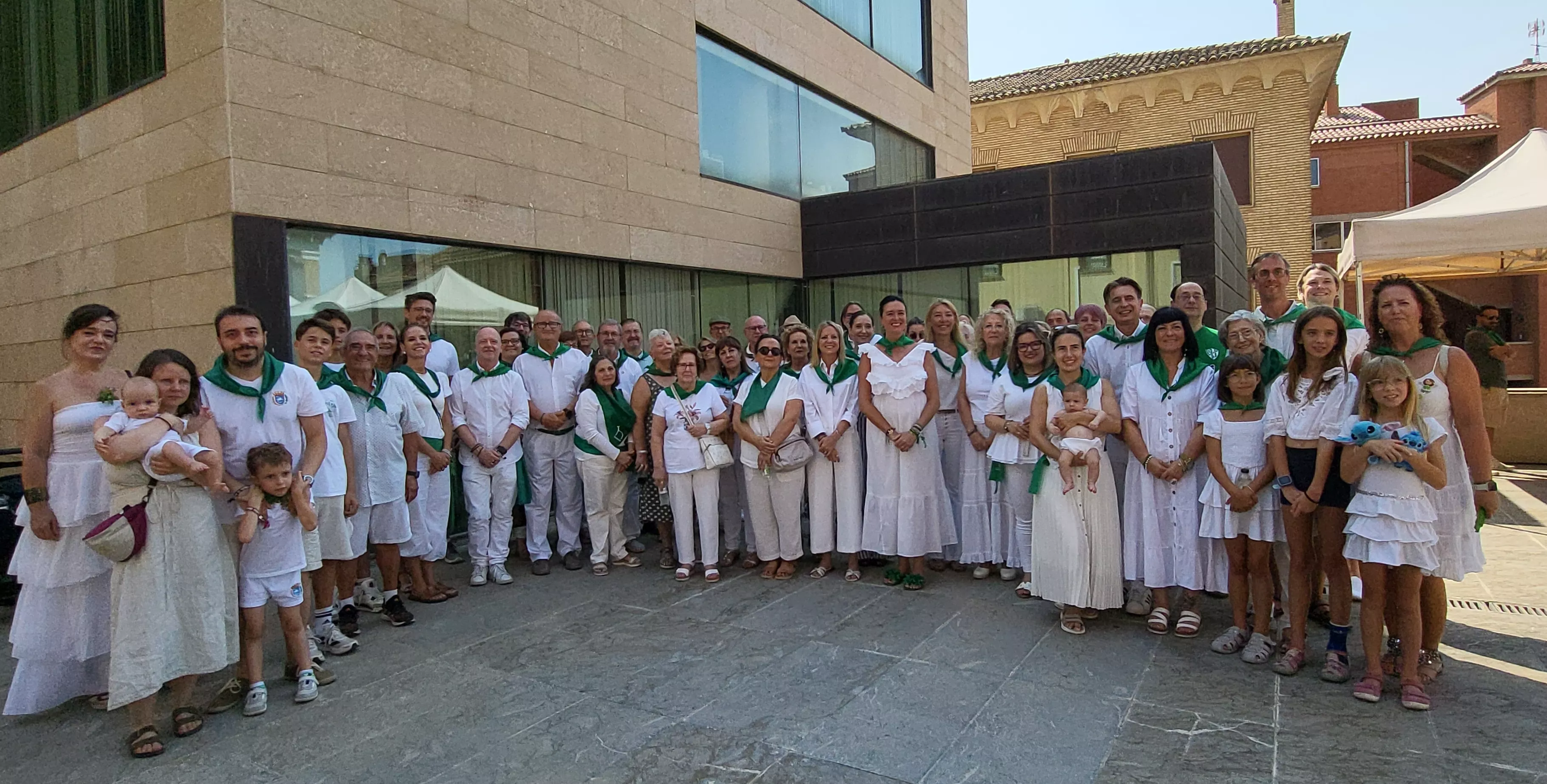 Acto de reconocimiento de los oscenses en el exterior. Foto Mercedes Manterola