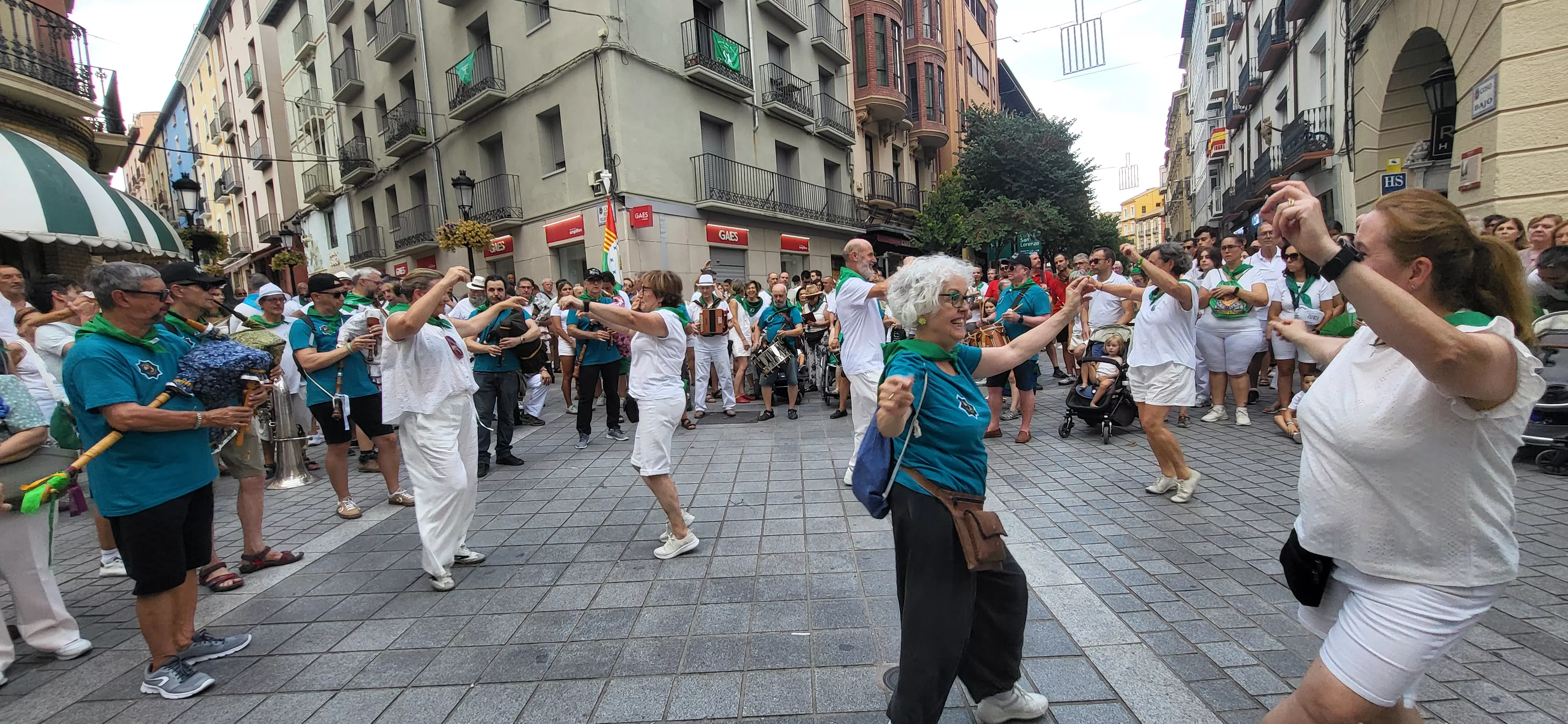 XIII Trobada de Gaiteros de Aragón y XXVIII Aniversario de Gaiters de Tierra Plana. Foto Mercedes Manterola