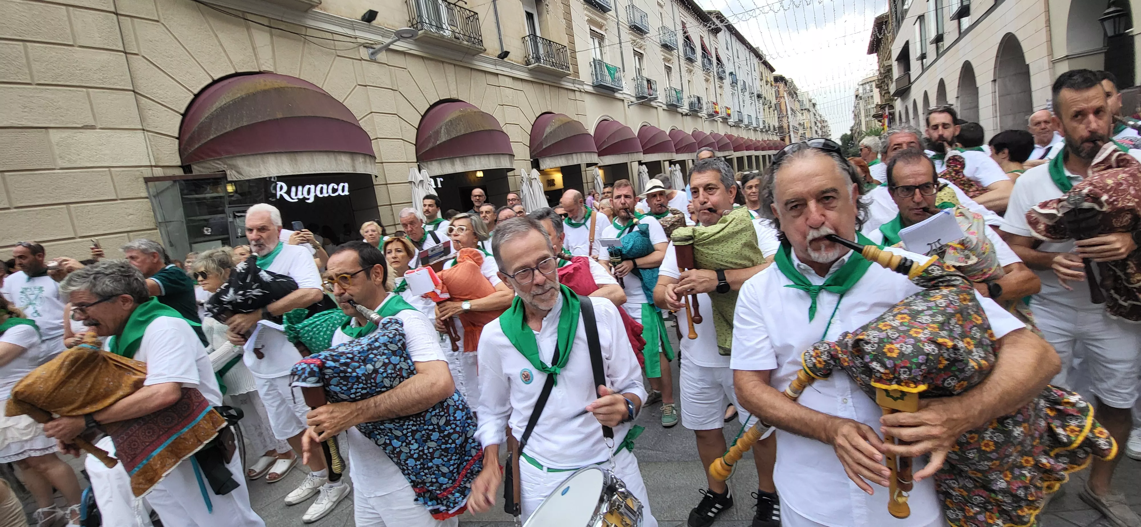 XIII Trobada de Gaiteros de Aragón y XXVIII Aniversario de Gaiters de Tierra Plana. Foto Mercedes Manterola