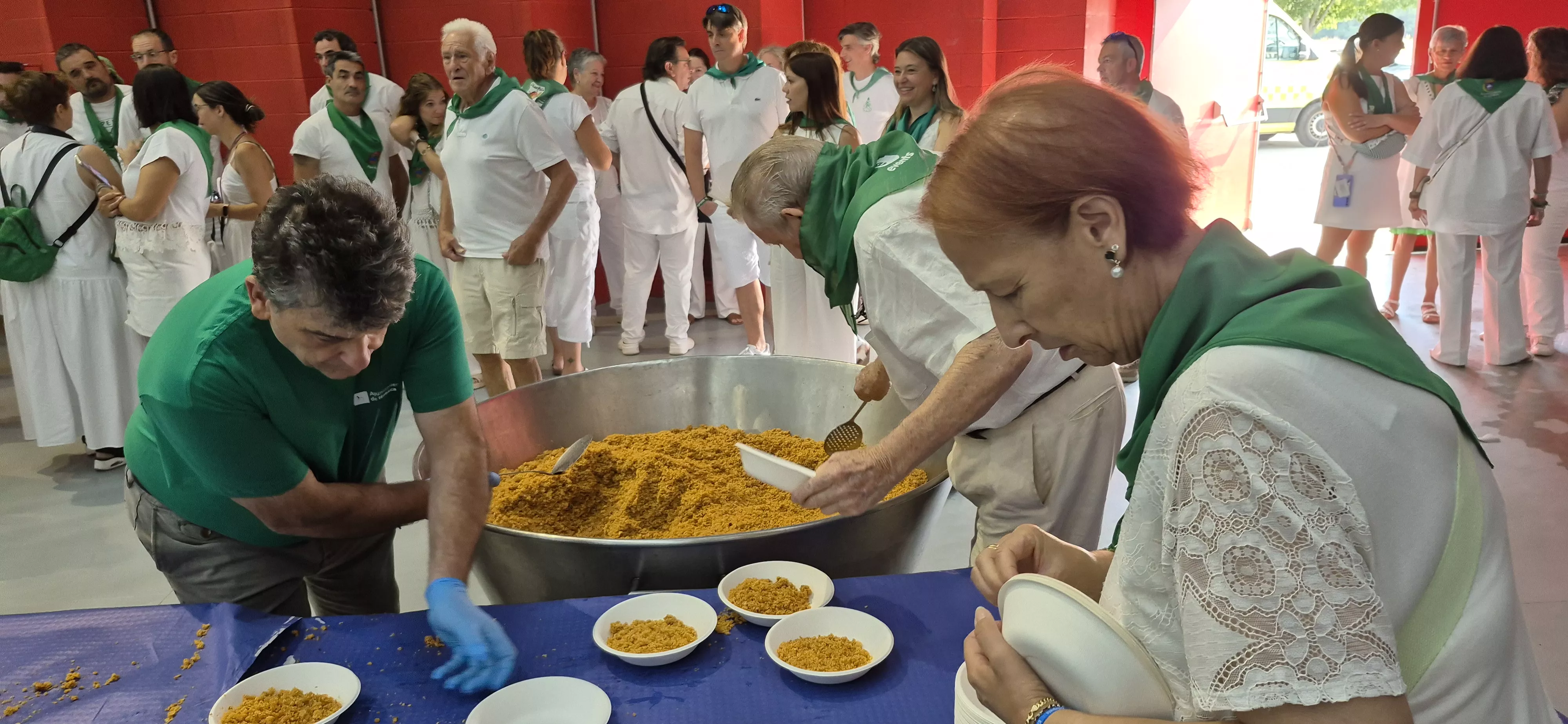 Homenaje a los mayores en la fiestas de San Lorenzo 2026. Foto Myriam Martínez