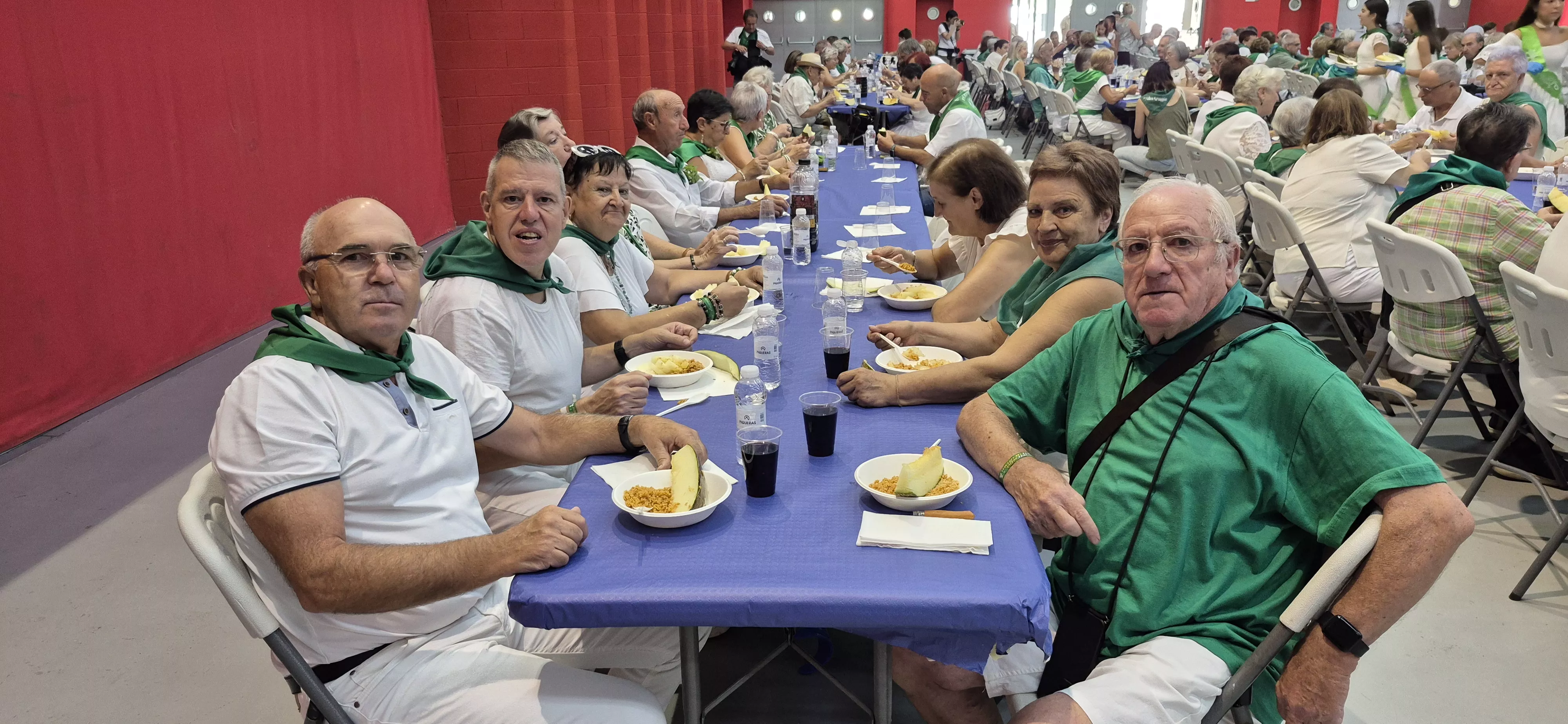 Homenaje a los mayores en la fiestas de San Lorenzo 2026. Foto Myriam Martínez