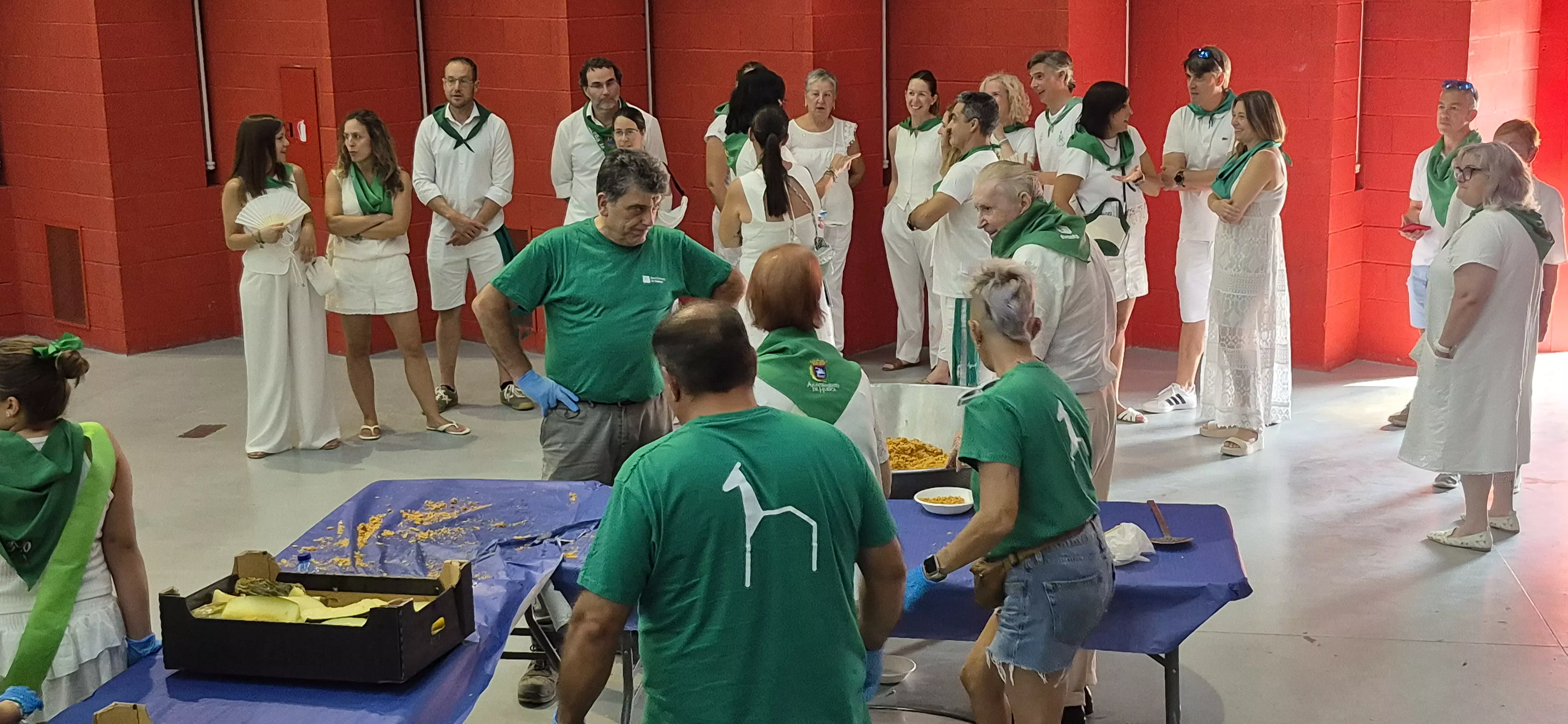 Homenaje a los mayores en la fiestas de San Lorenzo 2026. Foto Myriam Martínez