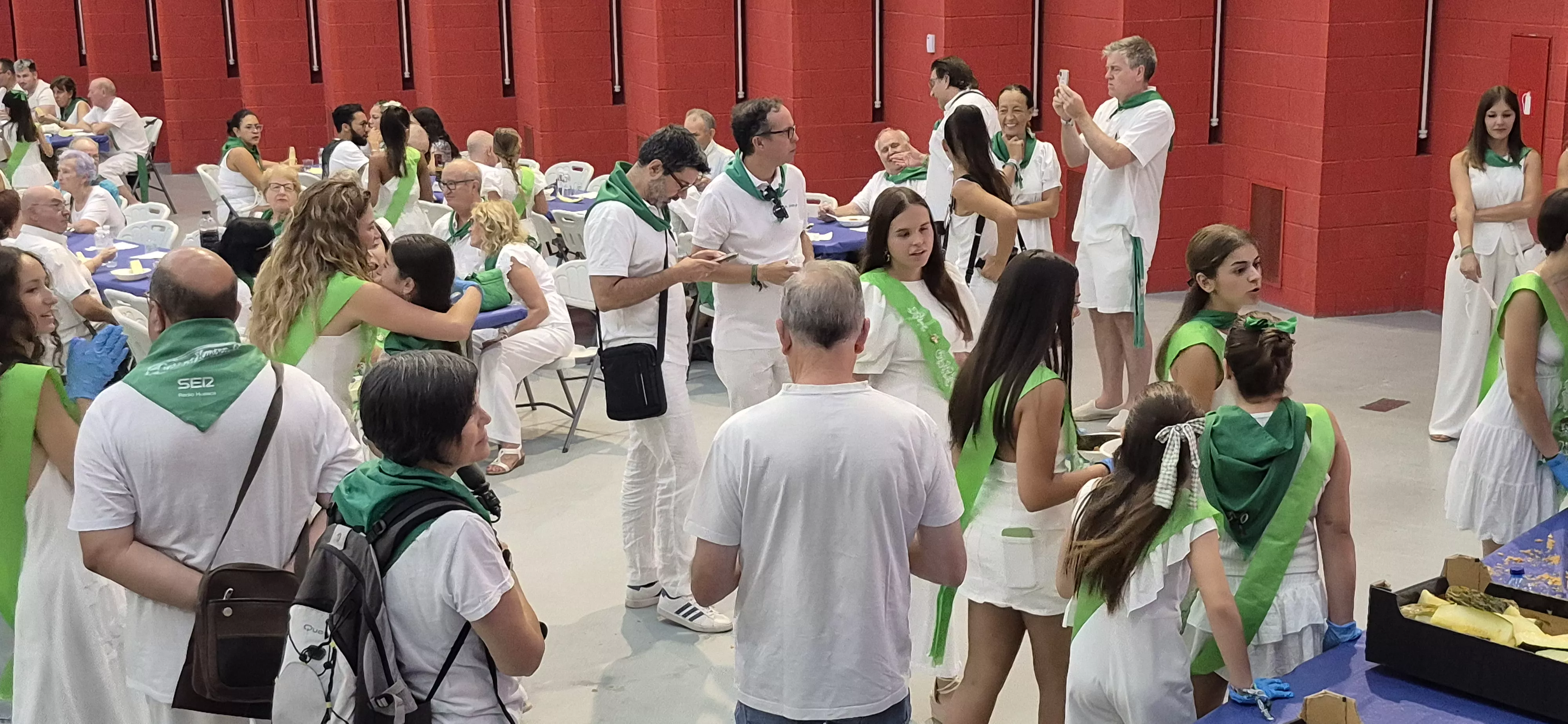 Homenaje a los mayores en la fiestas de San Lorenzo 2026. Foto Myriam Martínez
