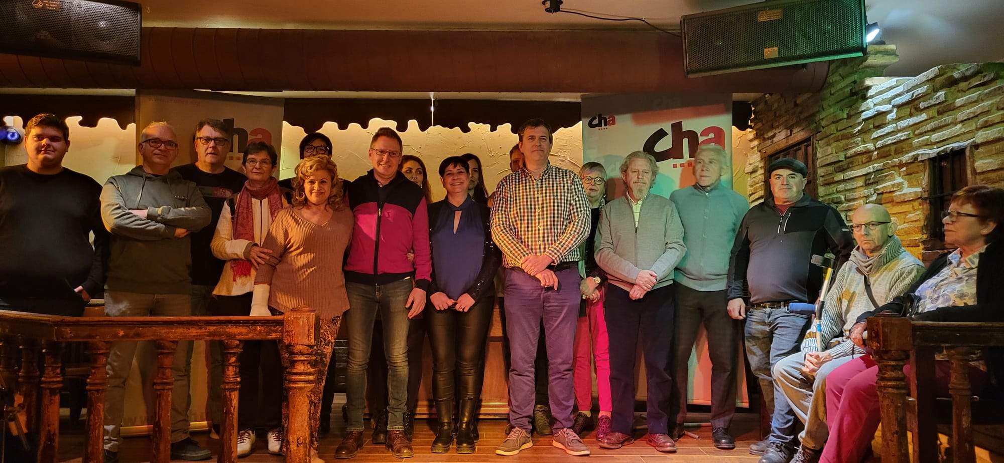 Candidatura de CHA al Ayuntamiento de Huesca junto con Joaquín Palacín.