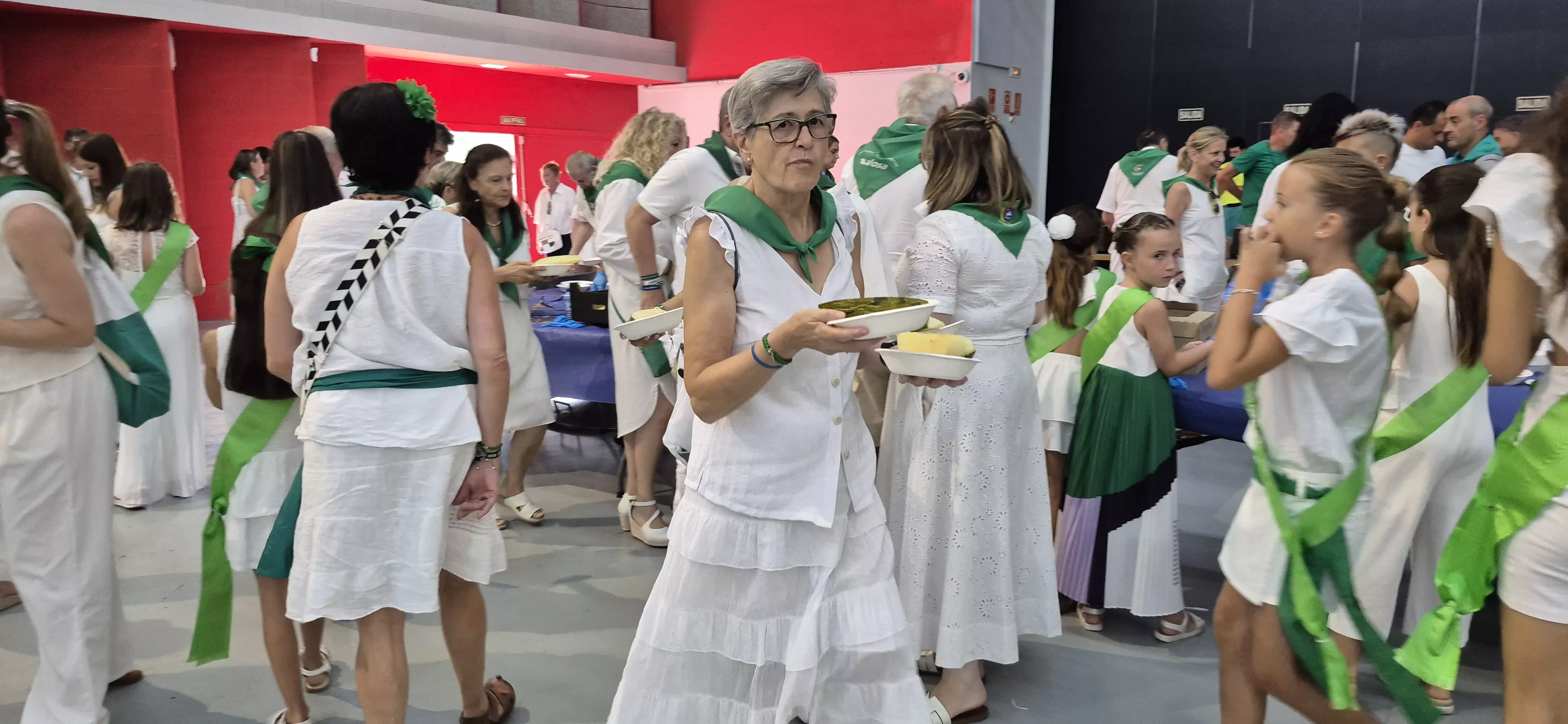 Homenaje a los mayores en la fiestas de San Lorenzo 2026. Foto Myriam Martínez