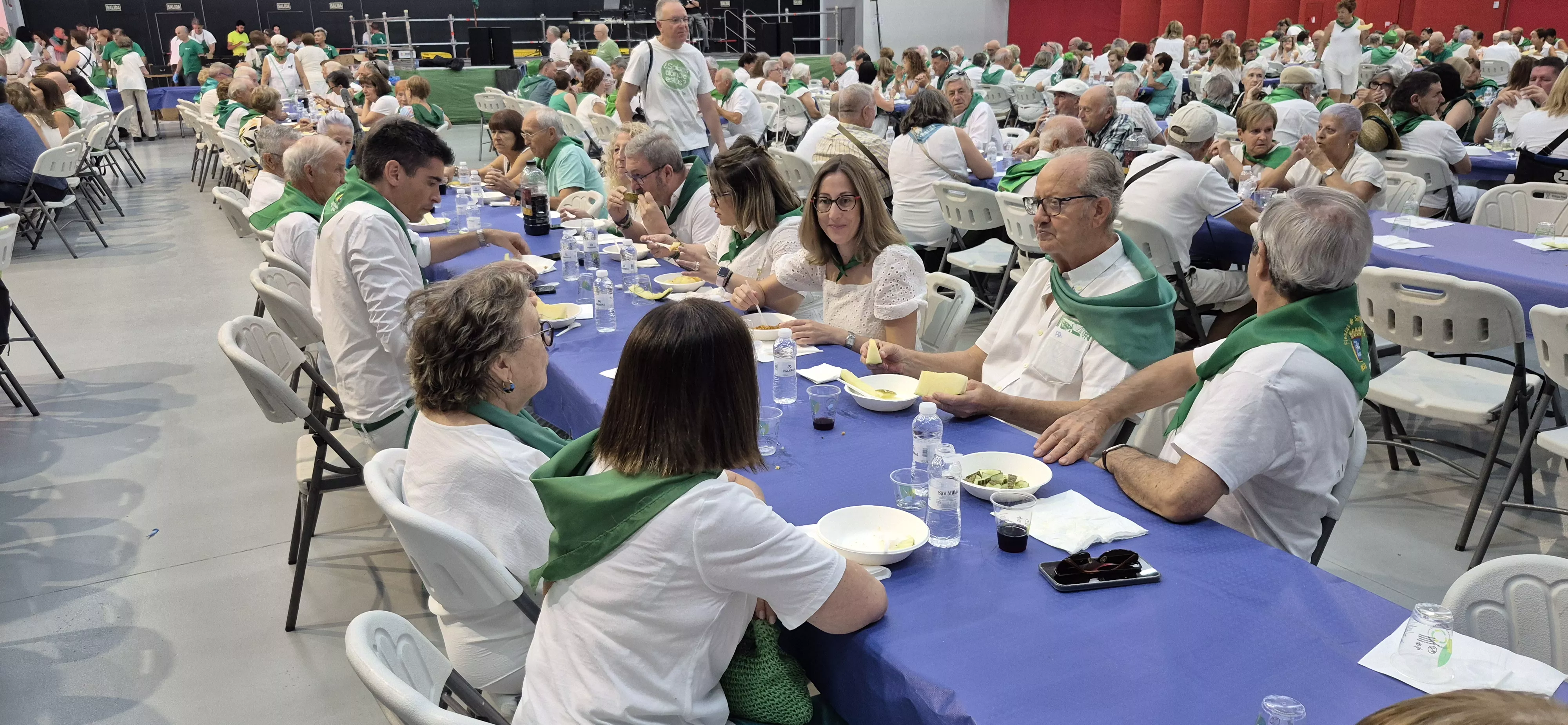 Homenaje a los mayores en la fiestas de San Lorenzo 2026. Foto Myriam Martínez