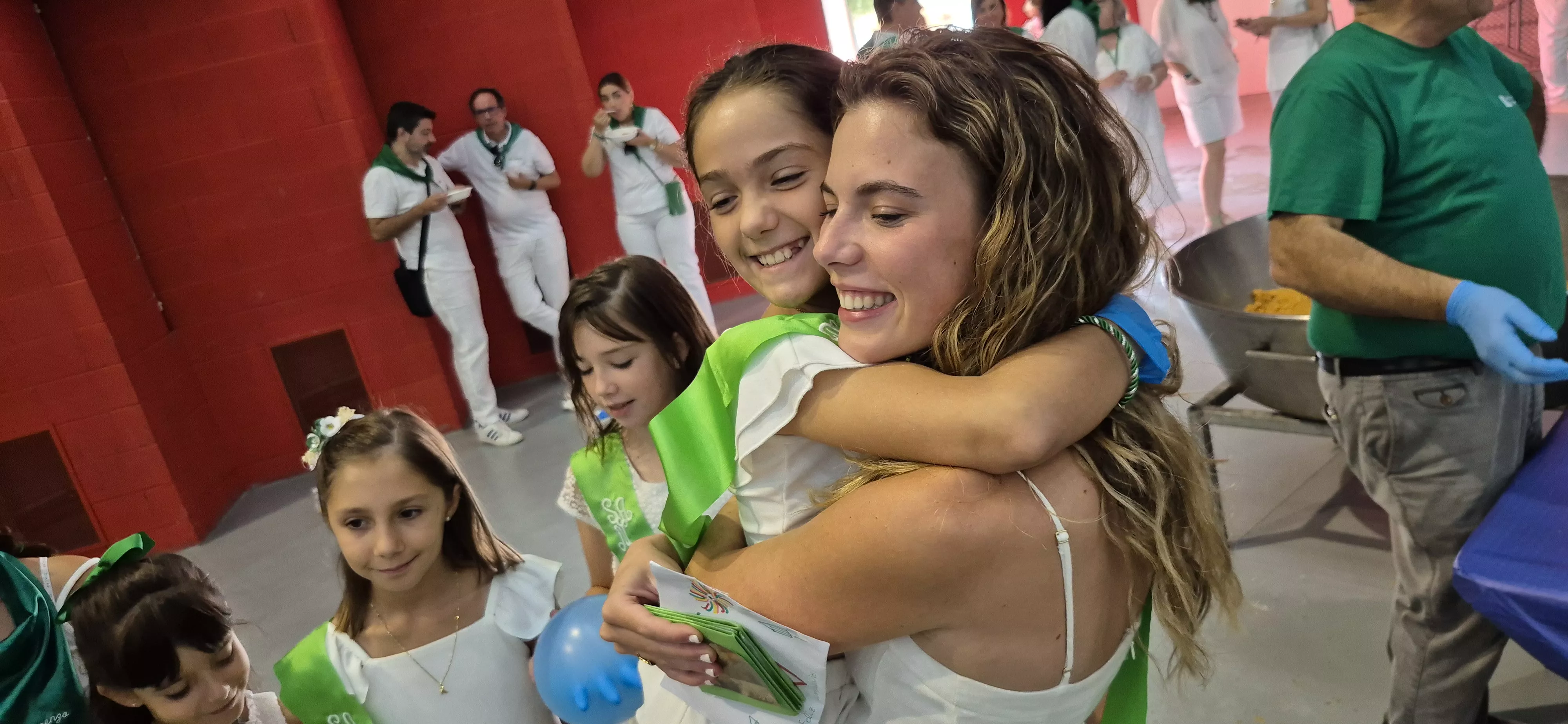 Homenaje a los mayores en la fiestas de San Lorenzo 2026. Foto Myriam Martínez
