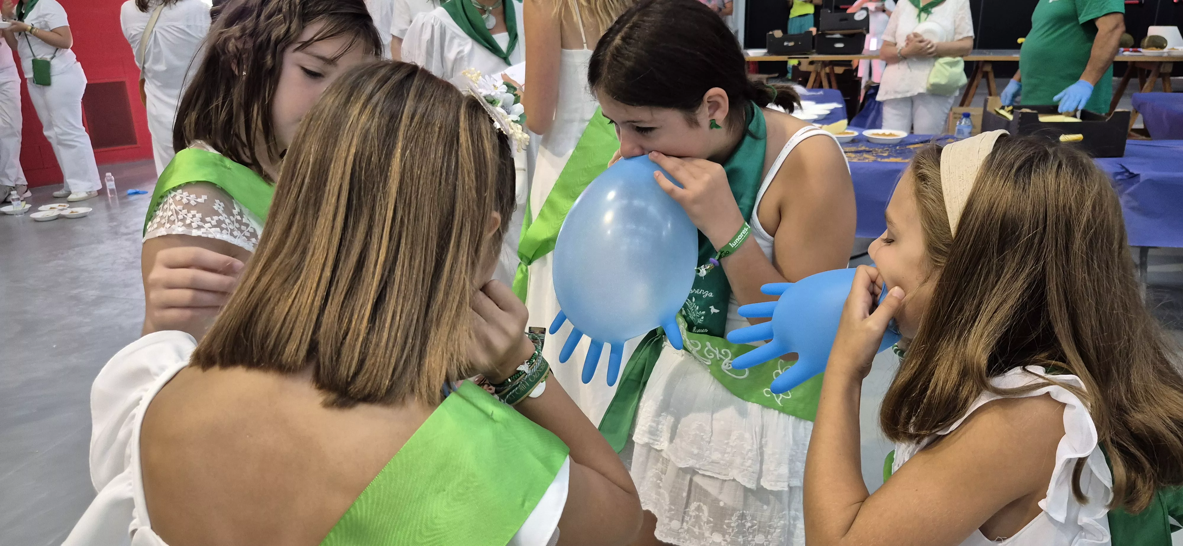 Homenaje a los mayores en la fiestas de San Lorenzo 2026. Foto Myriam Martínez