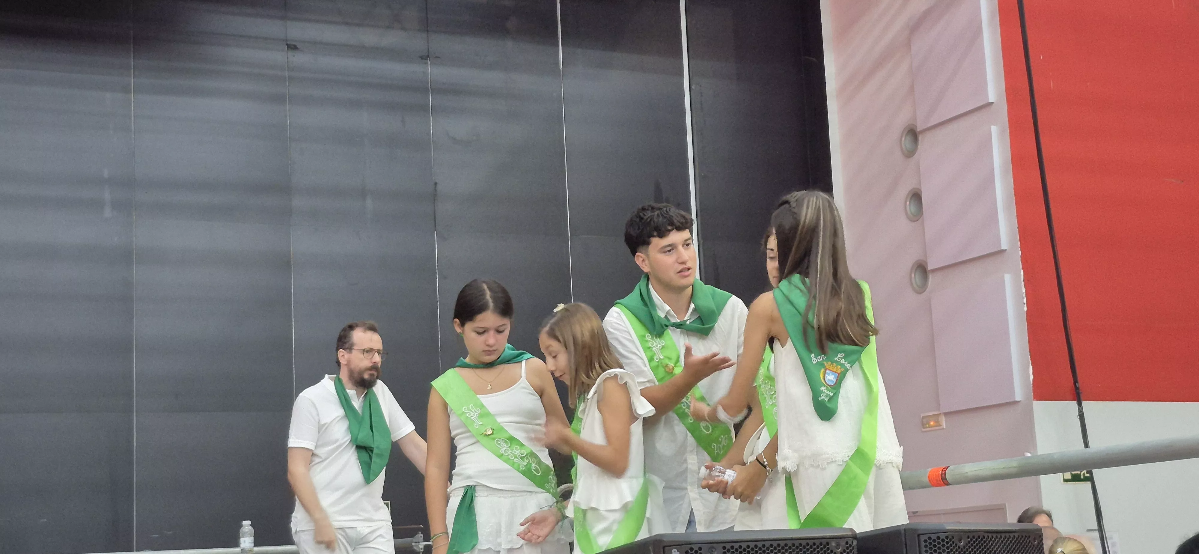 Homenaje a los mayores en la fiestas de San Lorenzo 2026. Foto Myriam Martínez