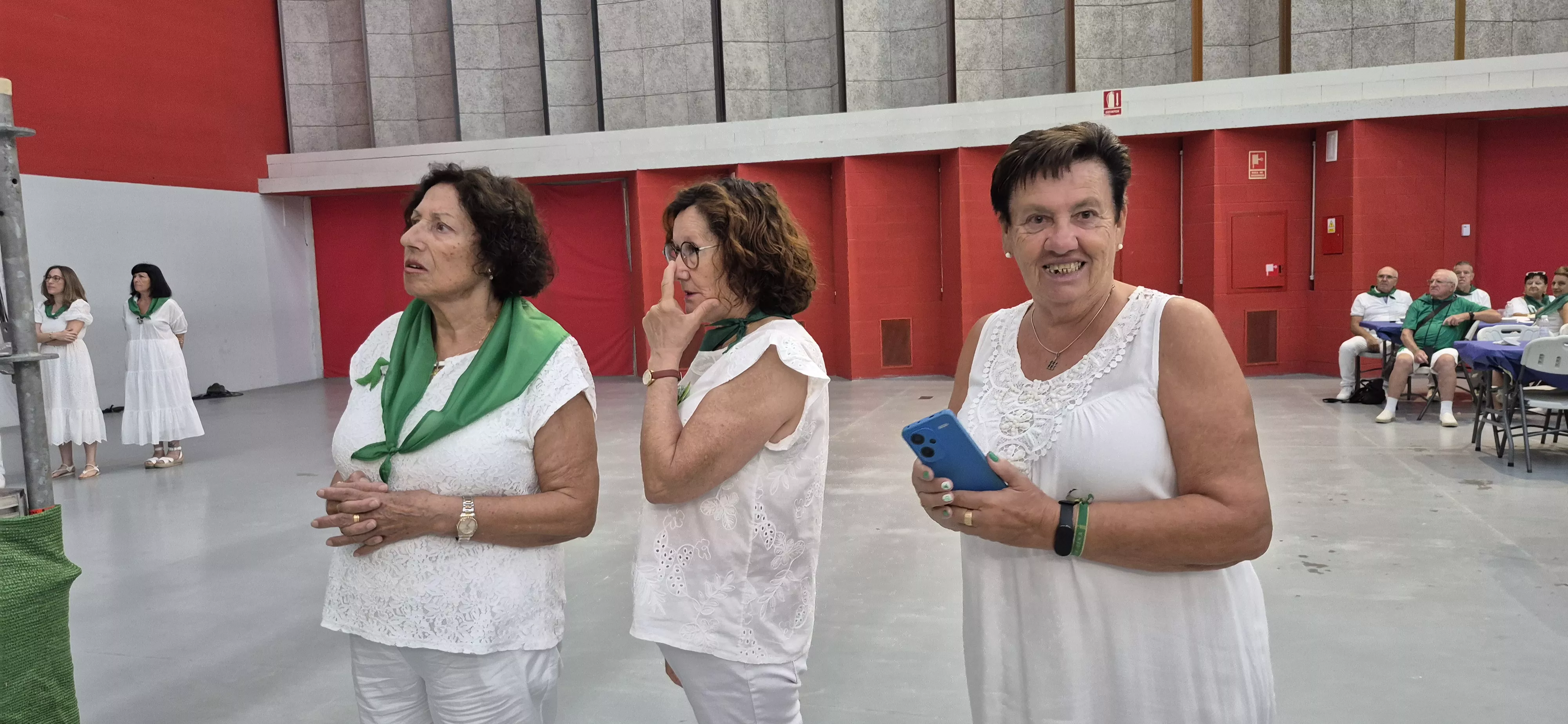 Homenaje a los mayores en la fiestas de San Lorenzo 2026. Foto Myriam Martínez