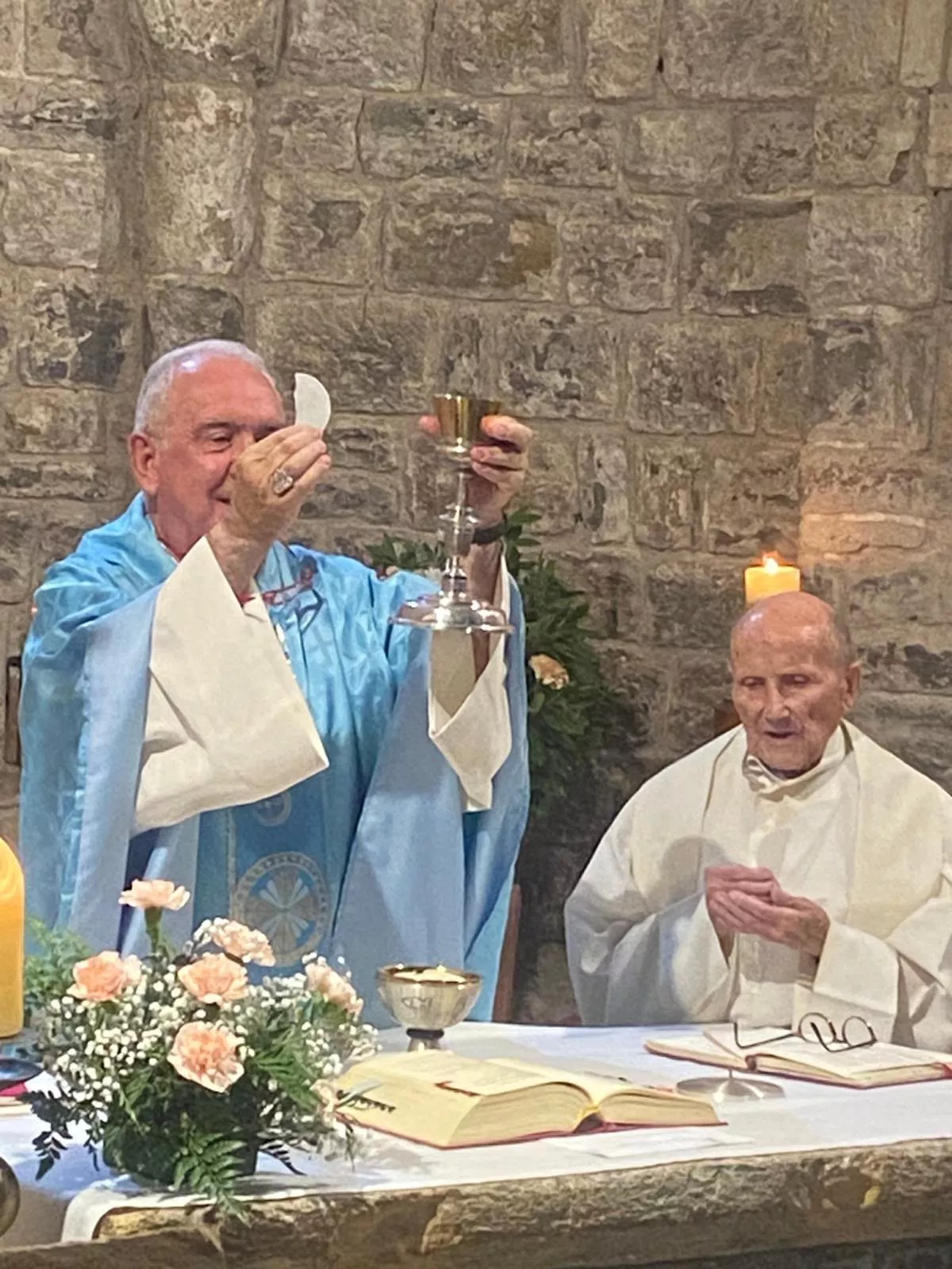 Homenaje al cura Laureano Monclús en el Monasterio de Obarra