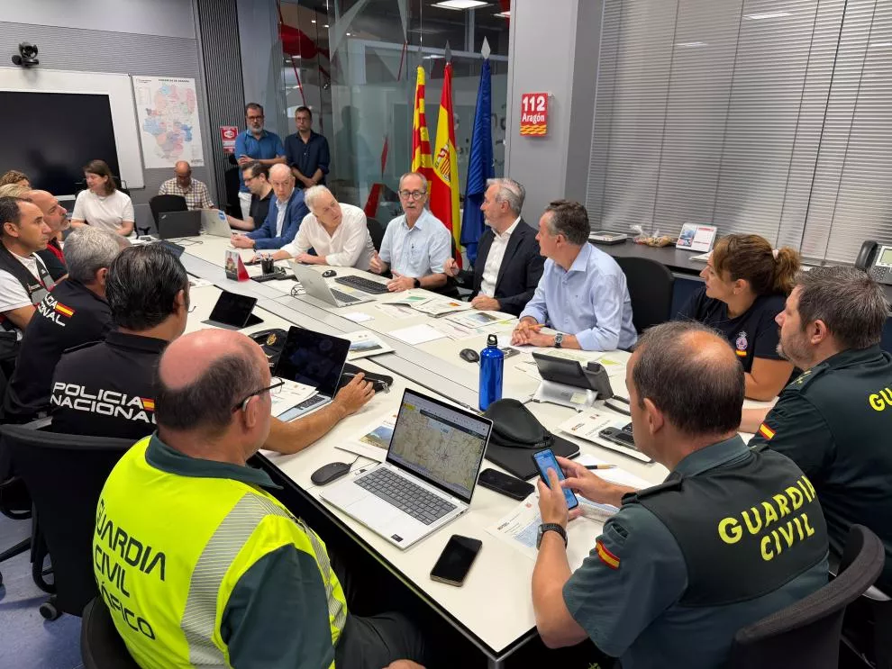 El Cecopi ha analizado el incendio tras una noche favorable