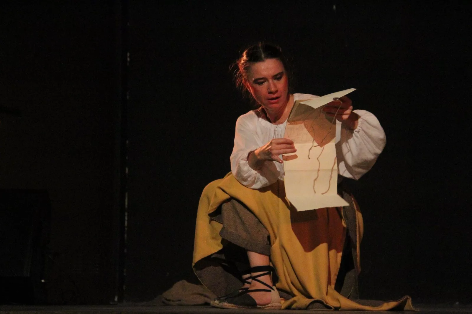 Aida Santos-Allely en el Corral de Comedias de Robres. Foto Carlos Neofato