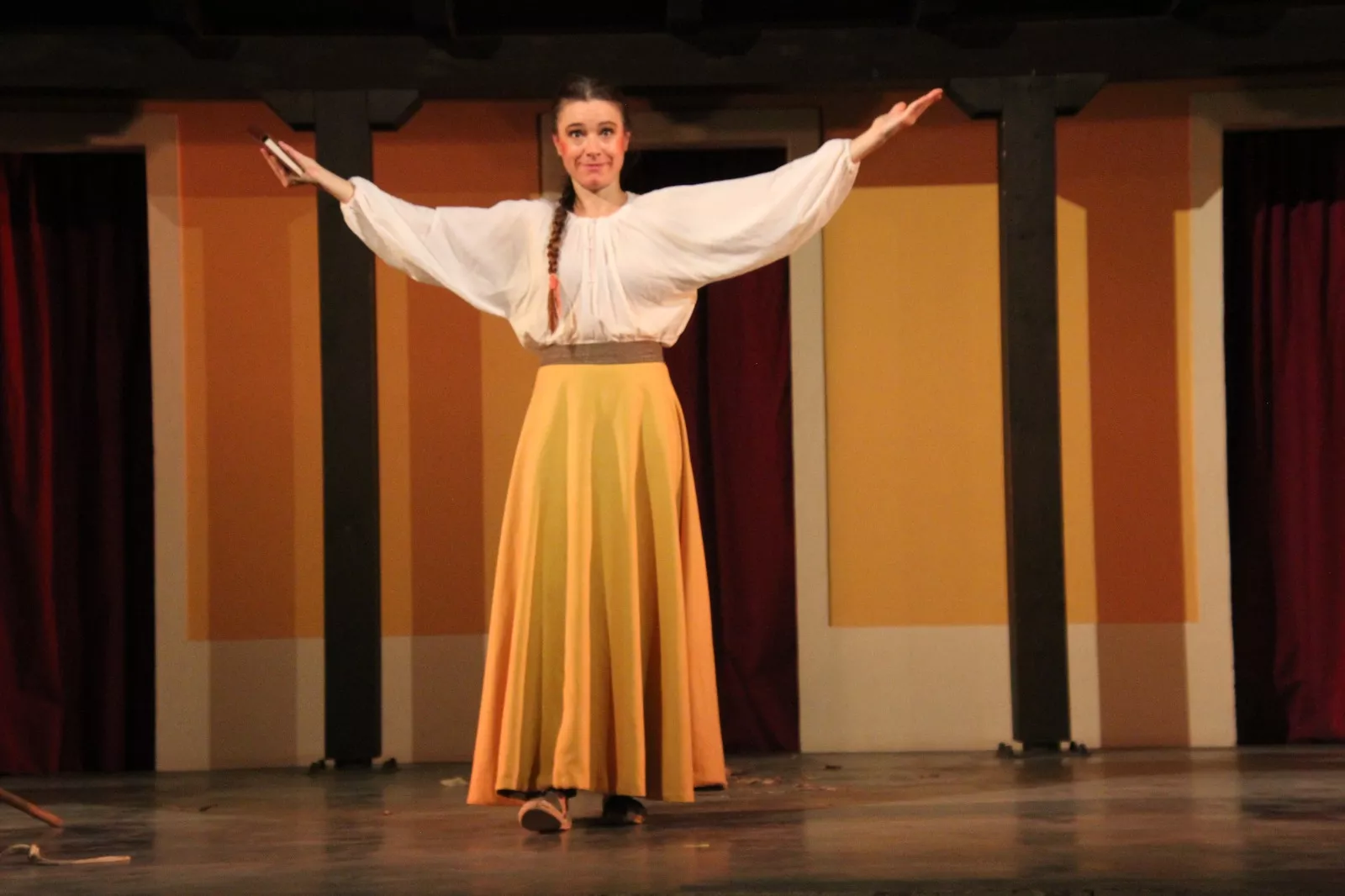 Aida Santos-Allely en el Corral de Comedias de Robres. Foto Carlos Neofato
