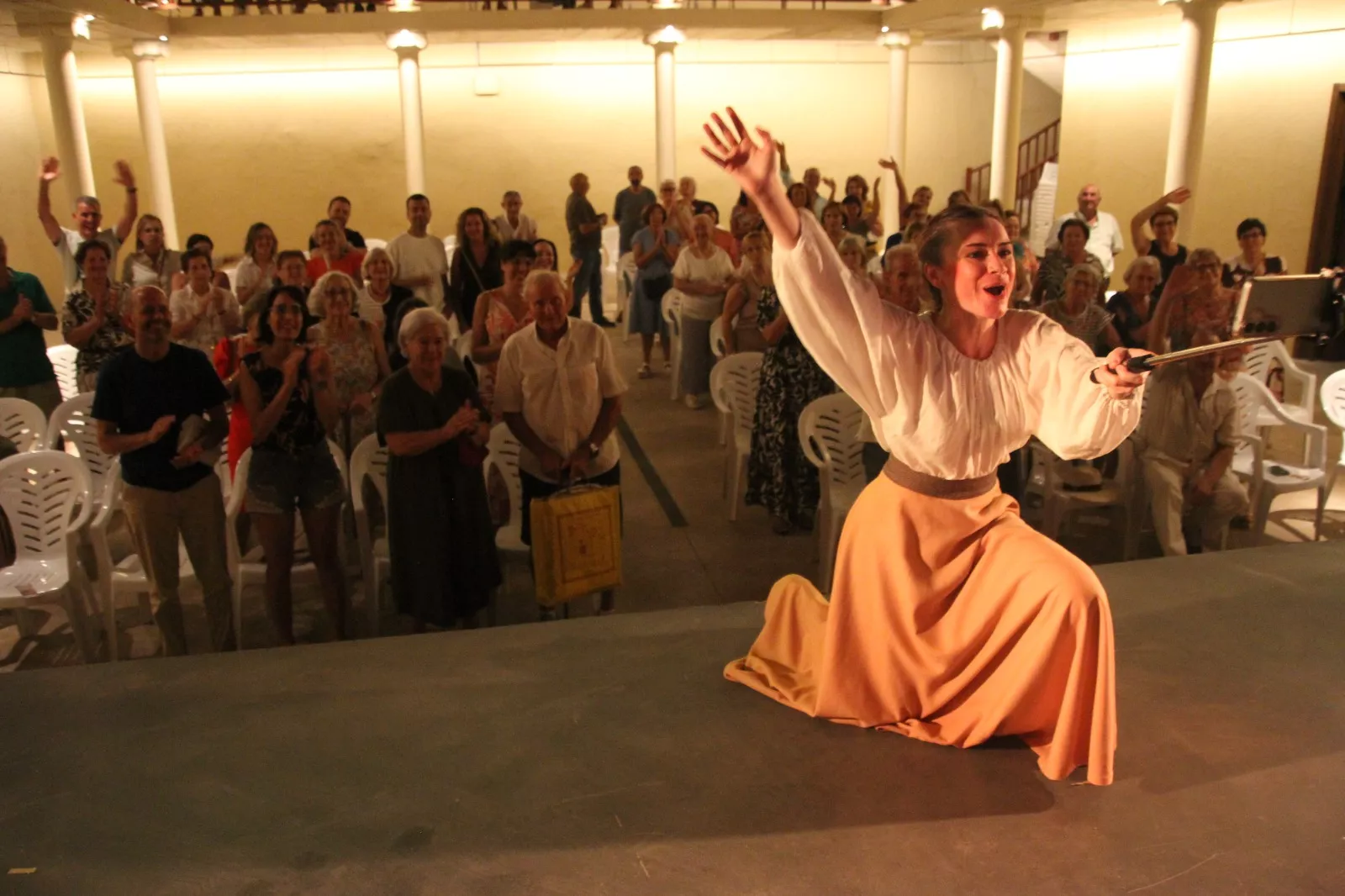 Aida Santos-Allely en el Corral de Comedias de Robres. Foto Carlos Neofato