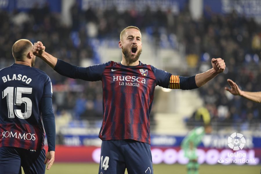 Pulido celebra el segundo gol del Huesca en la victoria ante el Levante. Foto: LaLiga