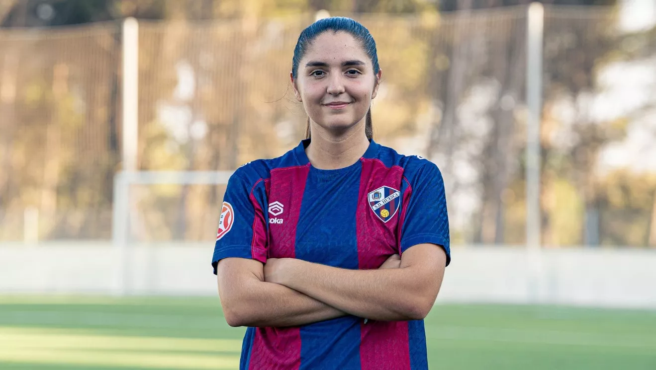 Carla Robles, central para la Sociedad Deportiva Huesca