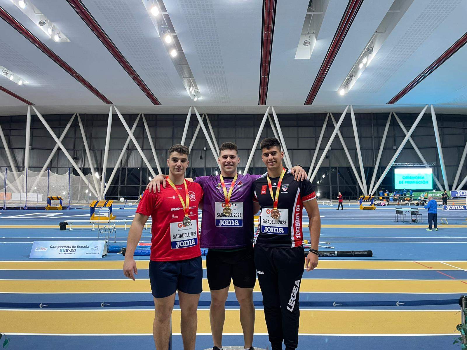 Campeonato de España Sub-20 de pista cubierta. Javi Cruz, campeón de España en peso