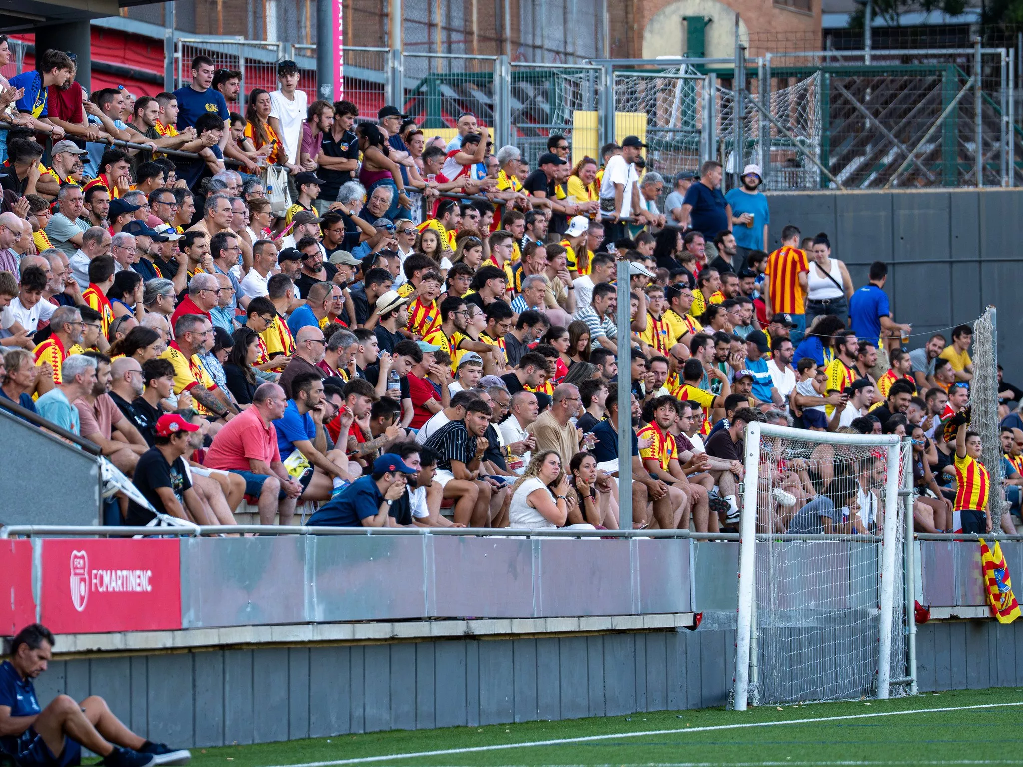 Afición del Sant Andreu.
