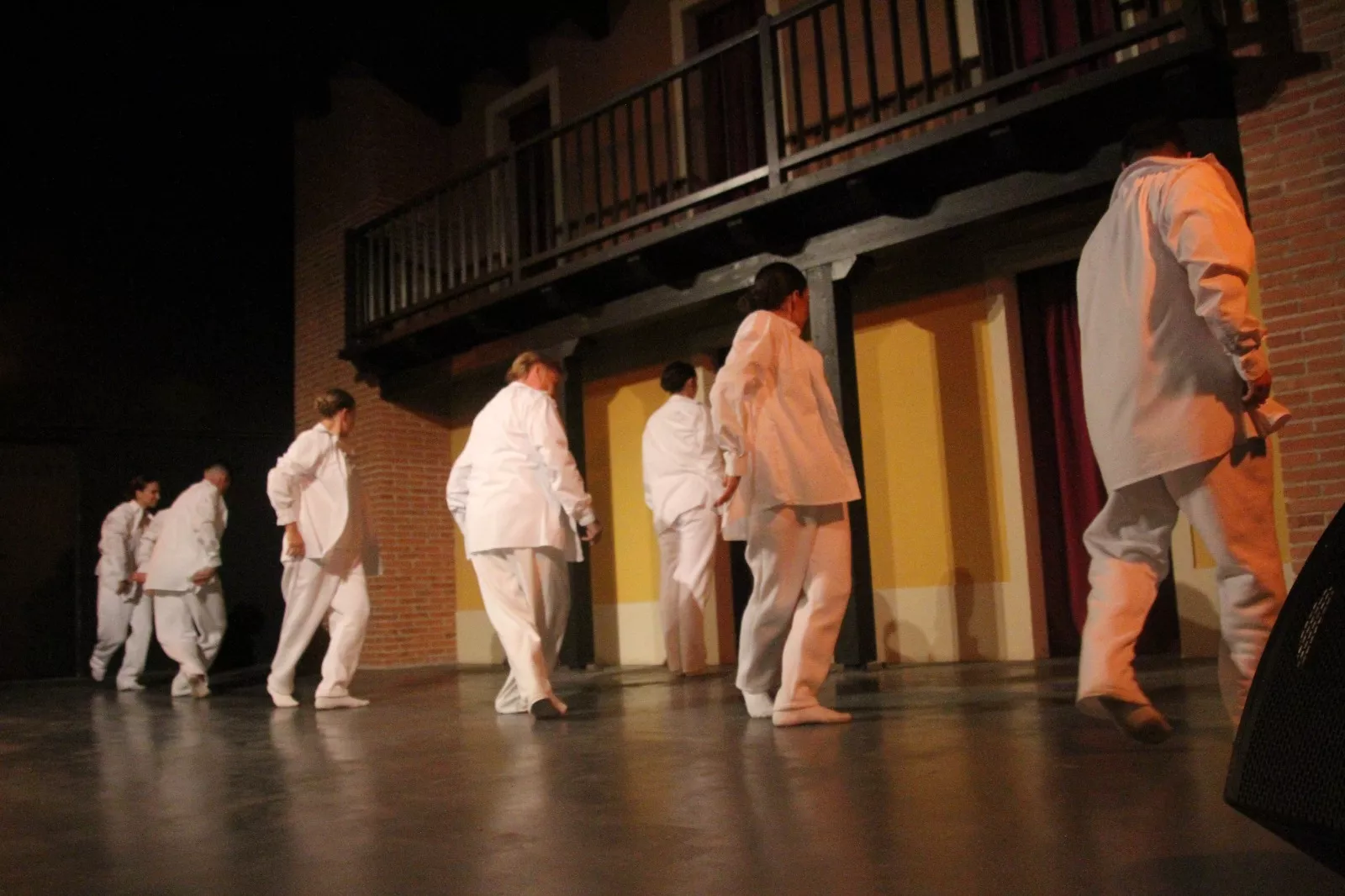 El Teatro de Robres presenta el documental acerca de su gira argentina. Foto Carlos Neofato