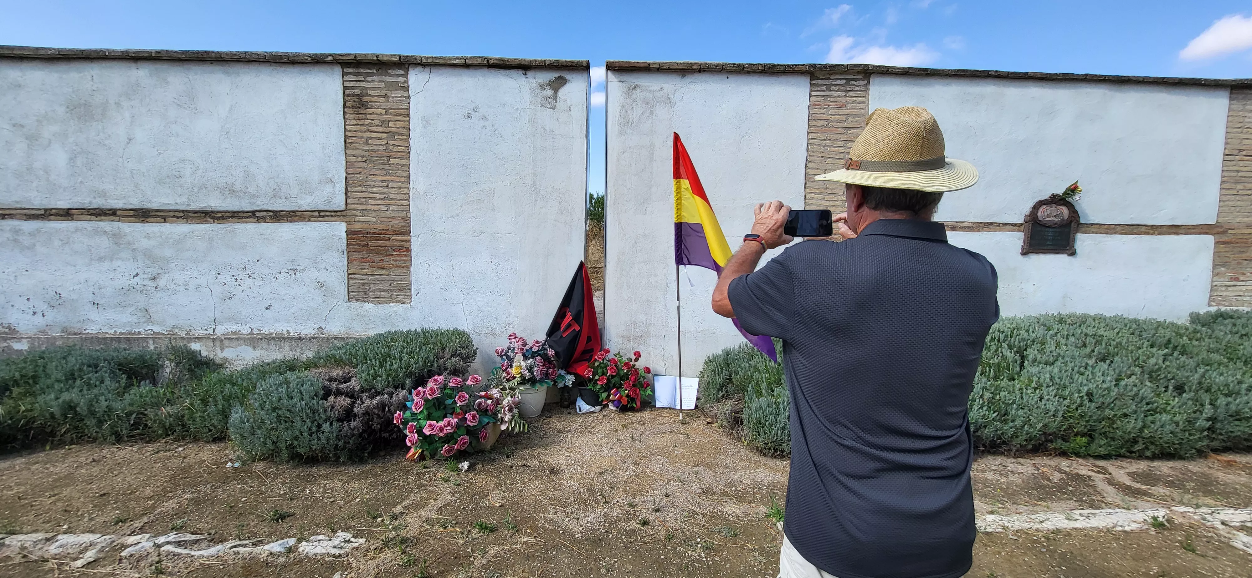Acto en recuerdo del 90 aniversario de los fusilamientos del 23 de agosto de 1936 en Huesca. Foto Mercedes Manterola