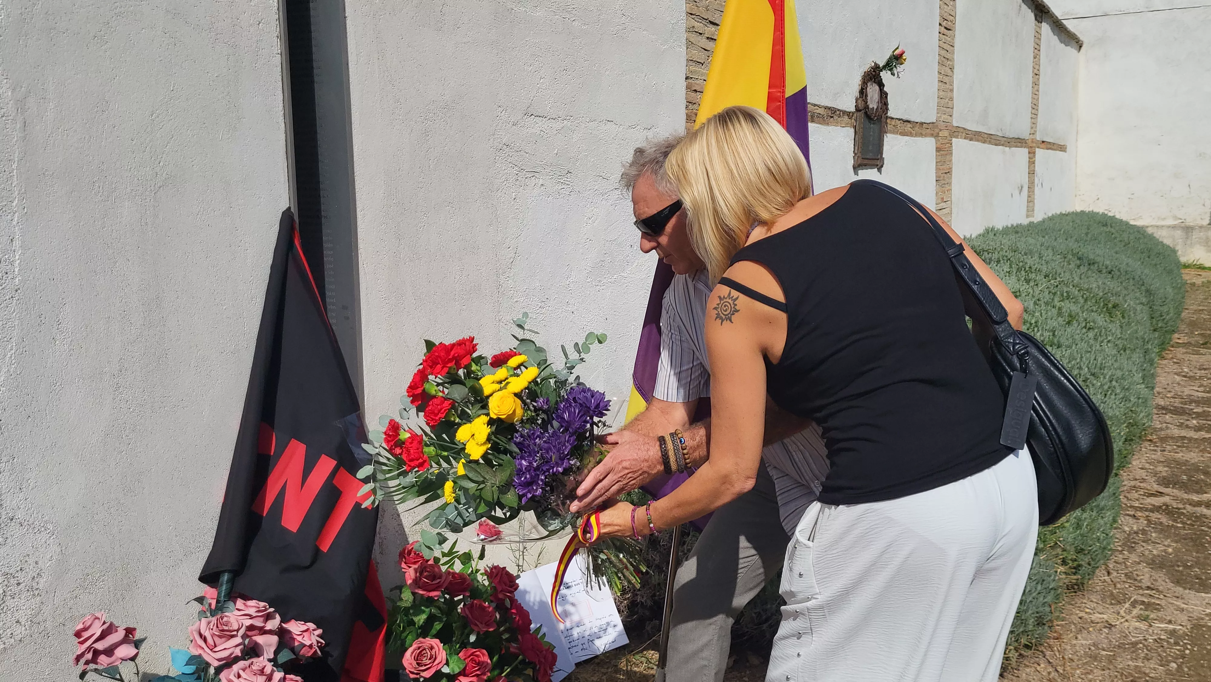 Acto en recuerdo del 90 aniversario de los fusilamientos del 23 de agosto de 1936 en Huesca. Foto Mercedes Manterola