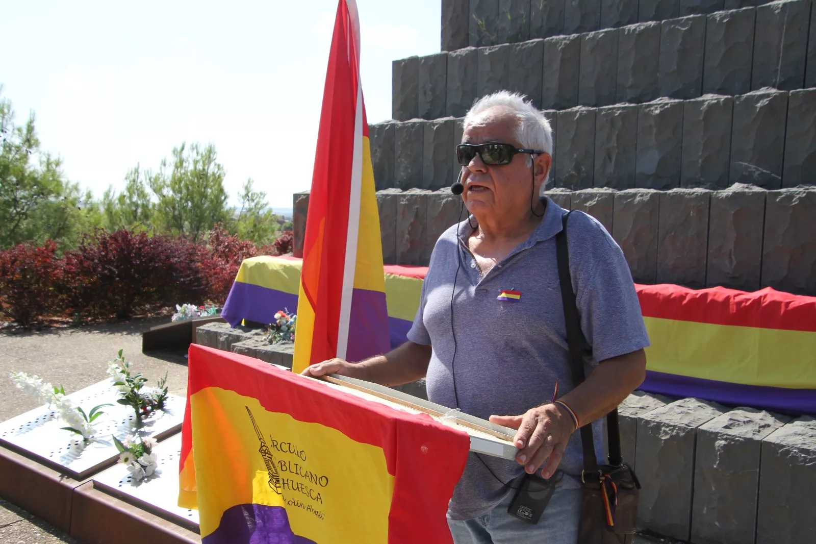 Homenaje y ofrenda floral del Círculo Republicano de Huesca a las personas asesinadas hace noventa años. Foro Carlos Neofato