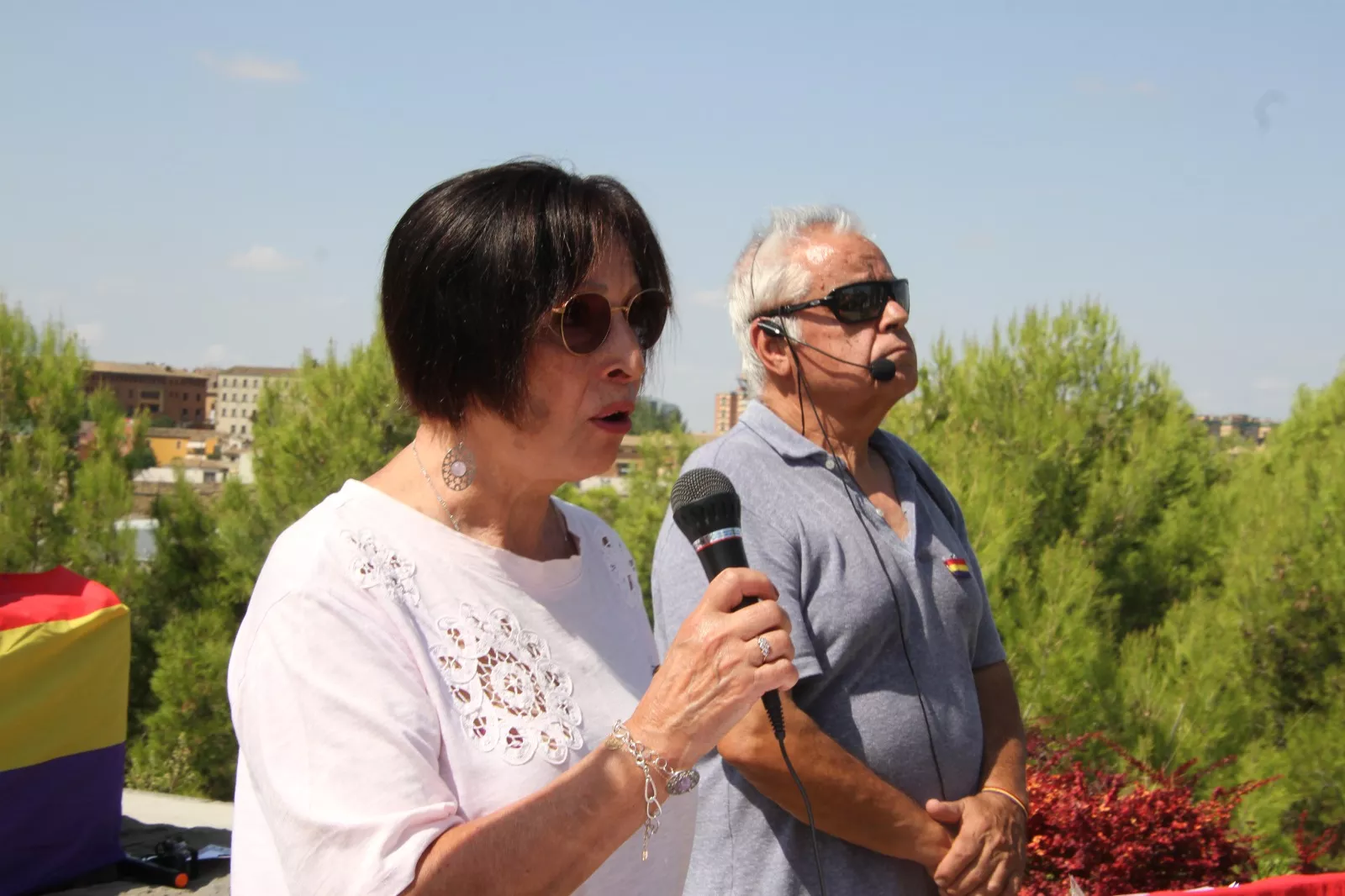Homenaje y ofrenda floral del Círculo Republicano de Huesca a las personas asesinadas hace noventa años. Foro Carlos Neofato